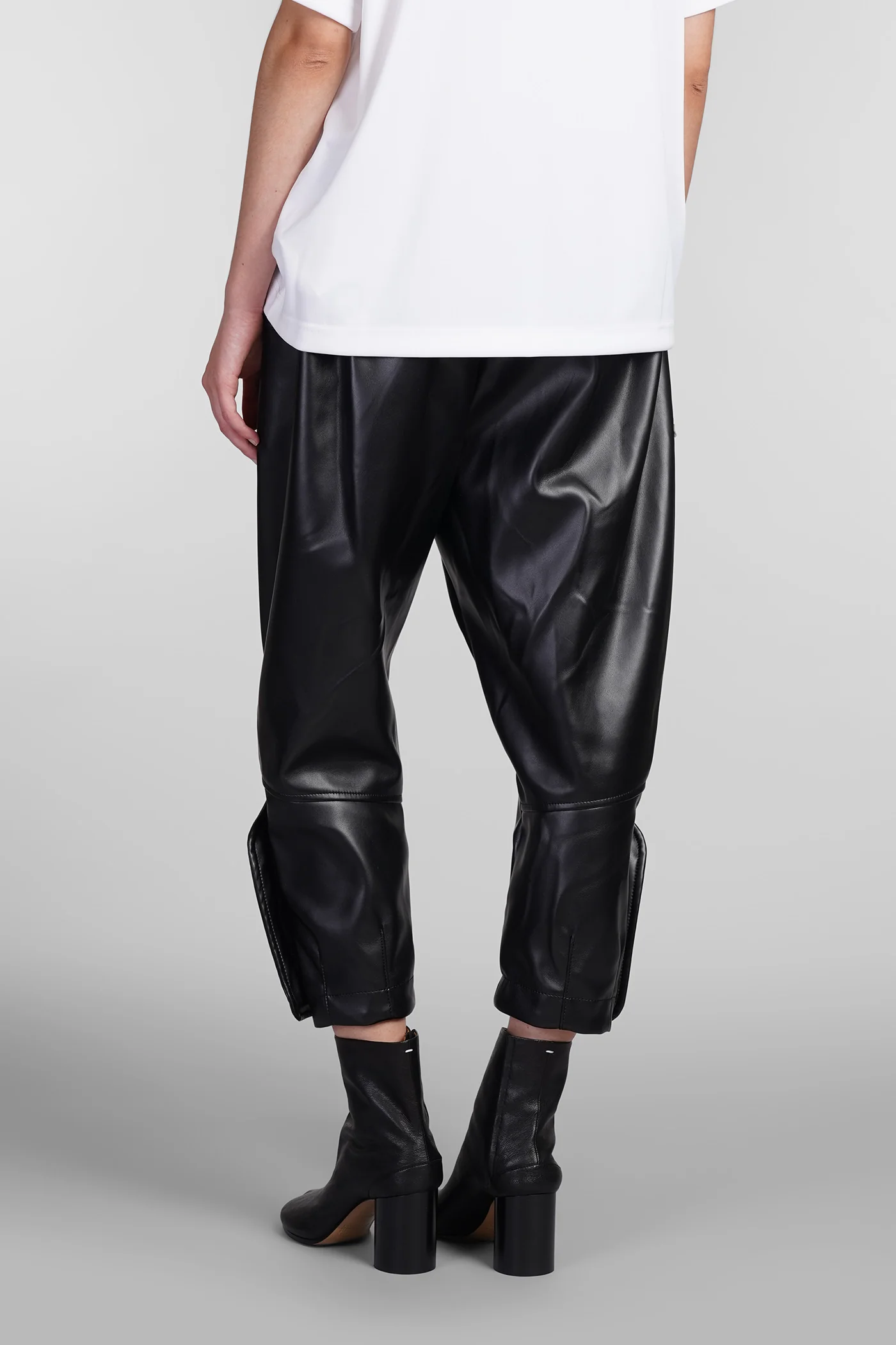 Pants in black Polyuretan - Image 3