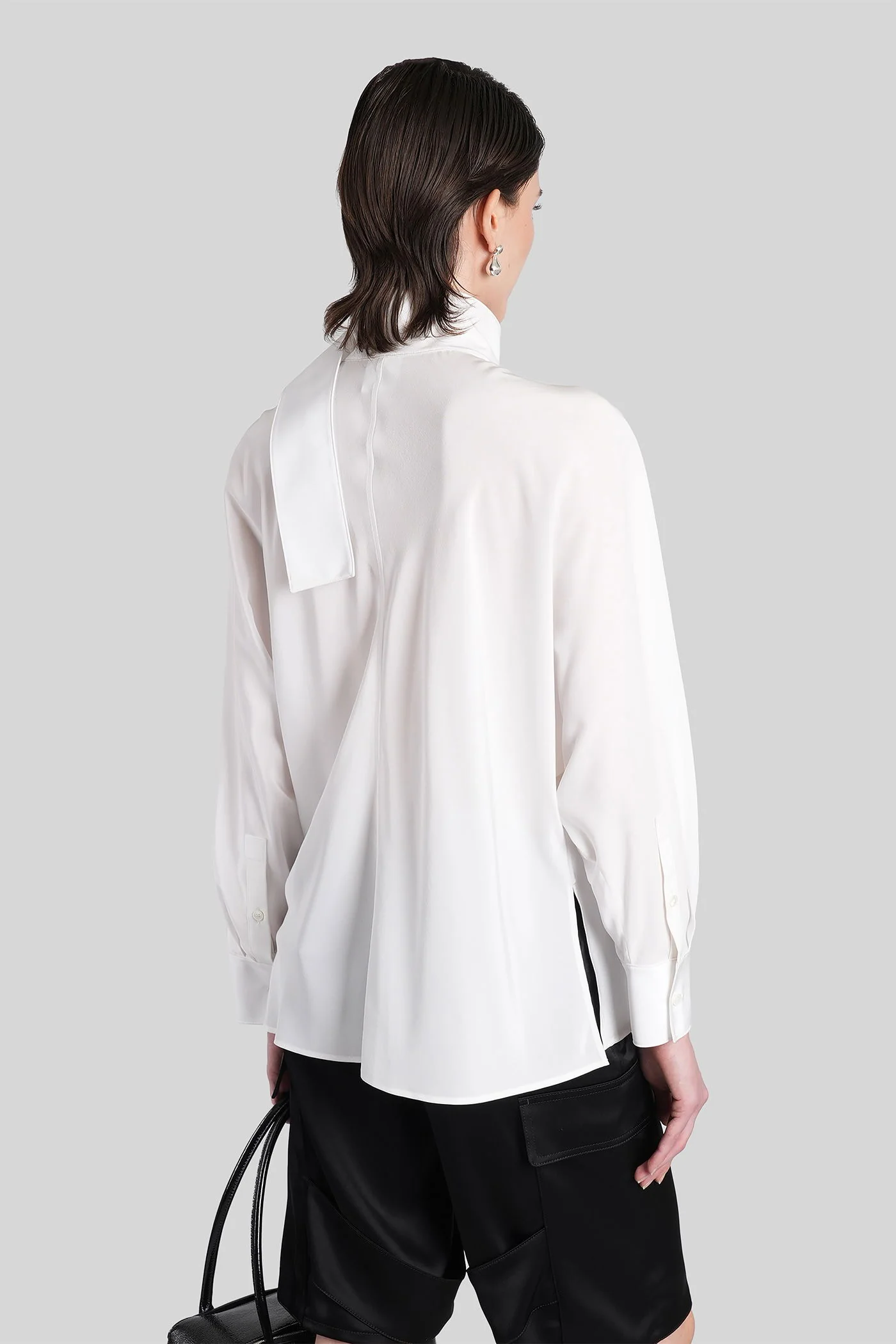 Blouse in white silk - Image 3