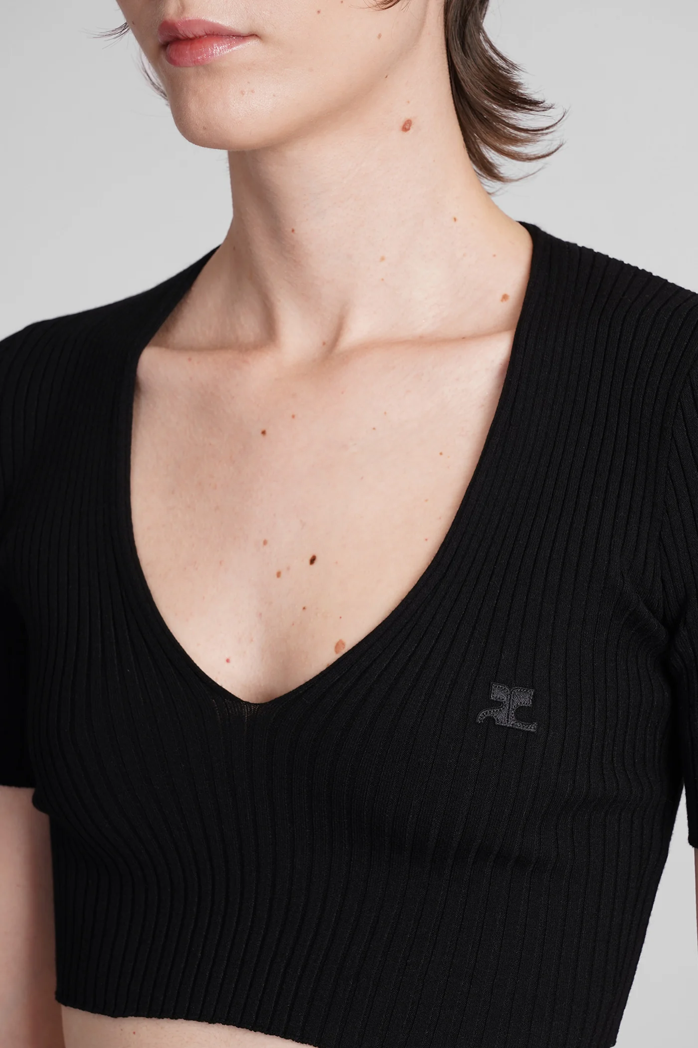 Topwear in black viscose - Image 5