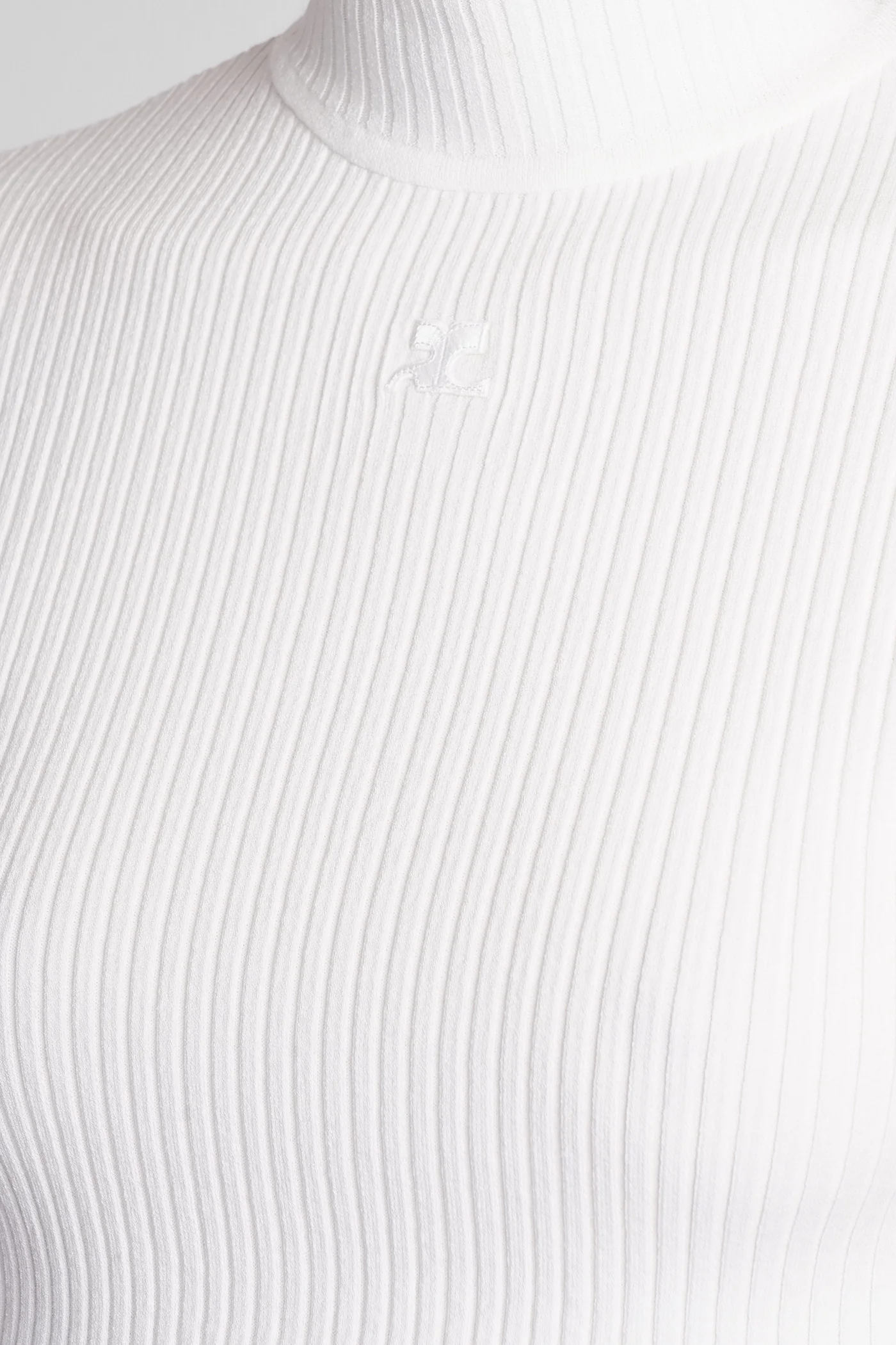 Topwear in white viscose - Image 5