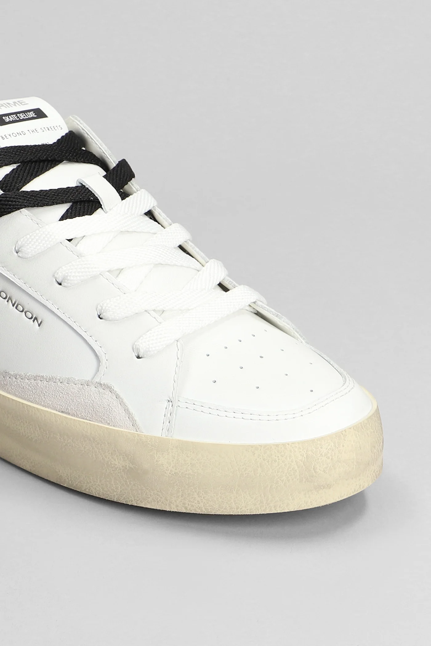 Sk8 Deluxe Sneakers in white leather - Image 5