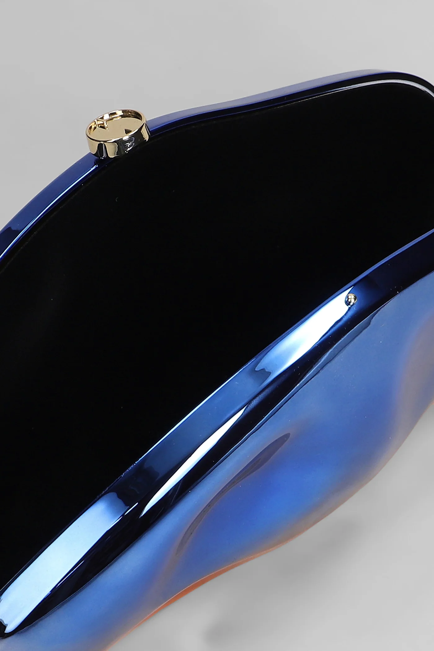The calendra Clutch in blue ABS - Image 4