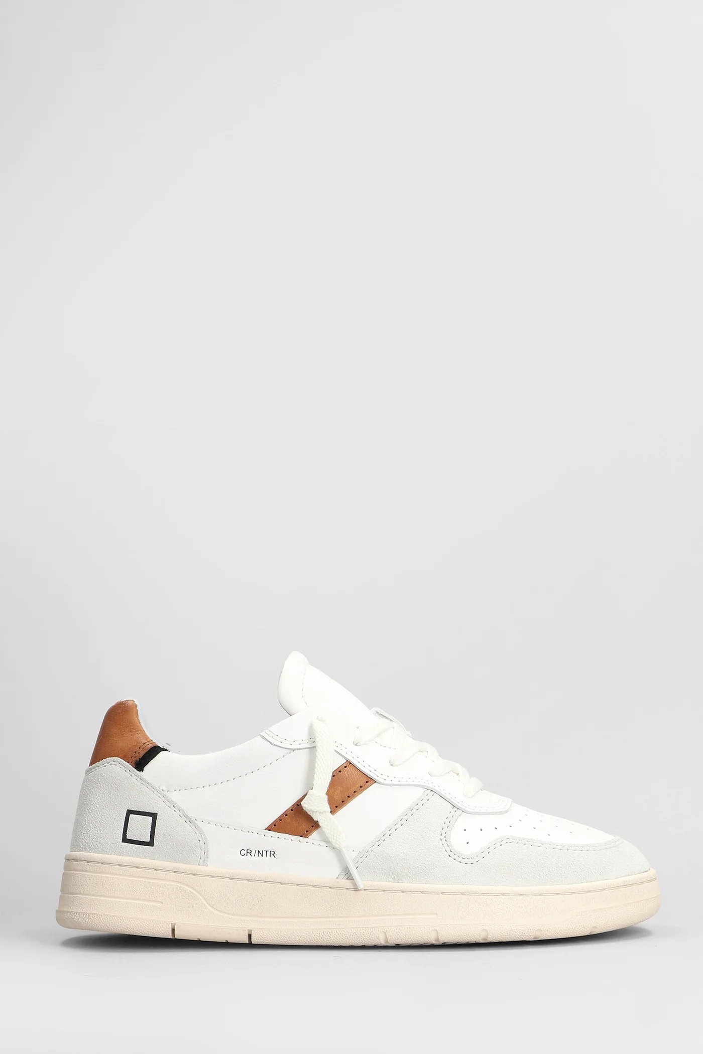 Court 2.0 Sneakers in white leather