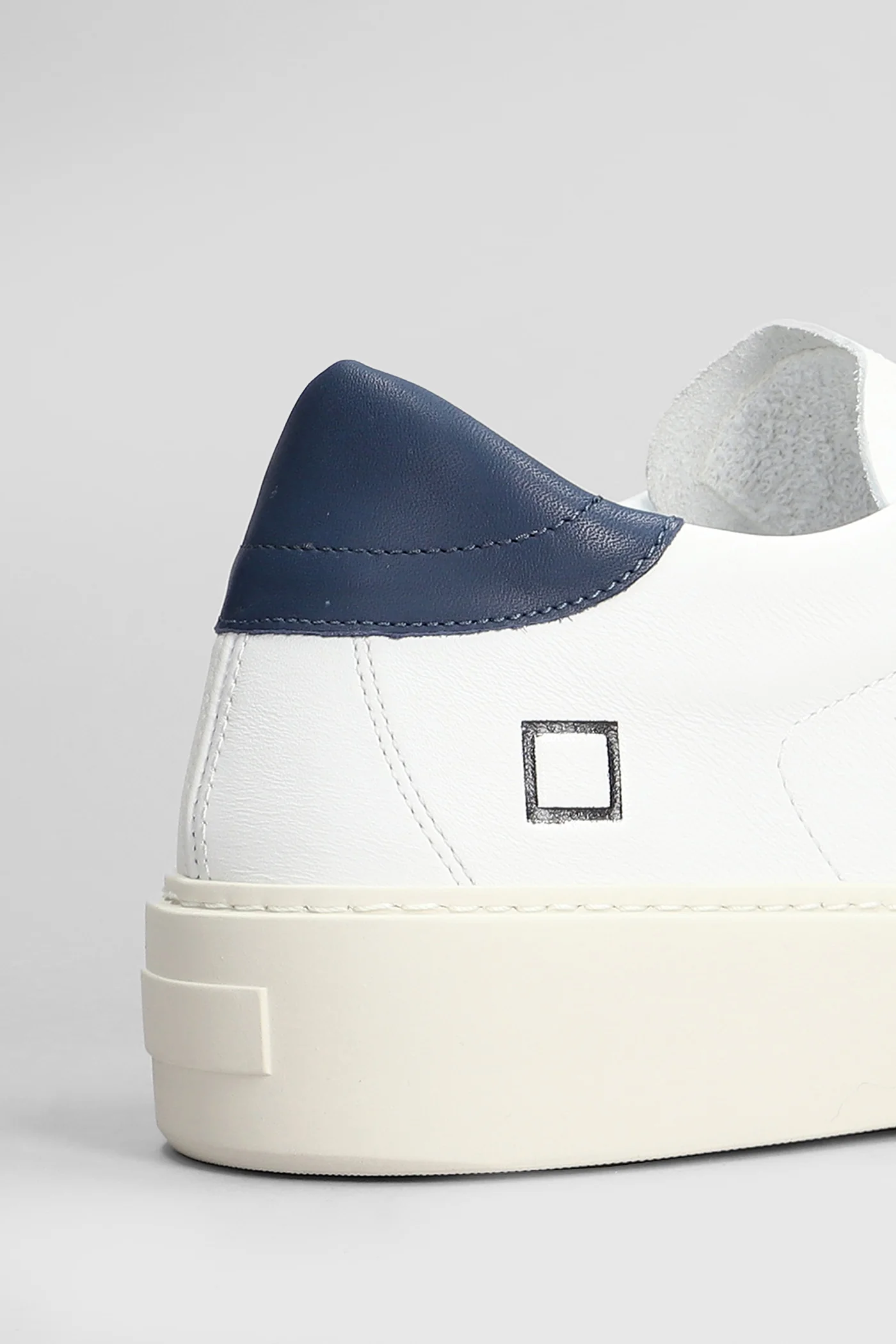 Levante Sneakers in white leather - Image 5