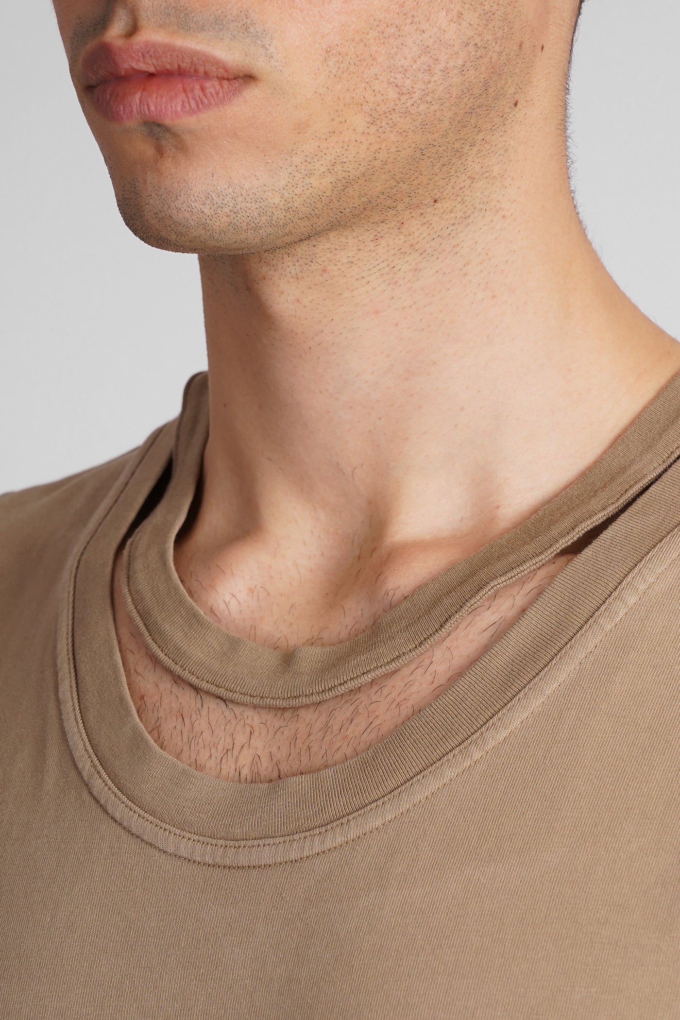 Hugo tank Top in beige cotton - Image 5