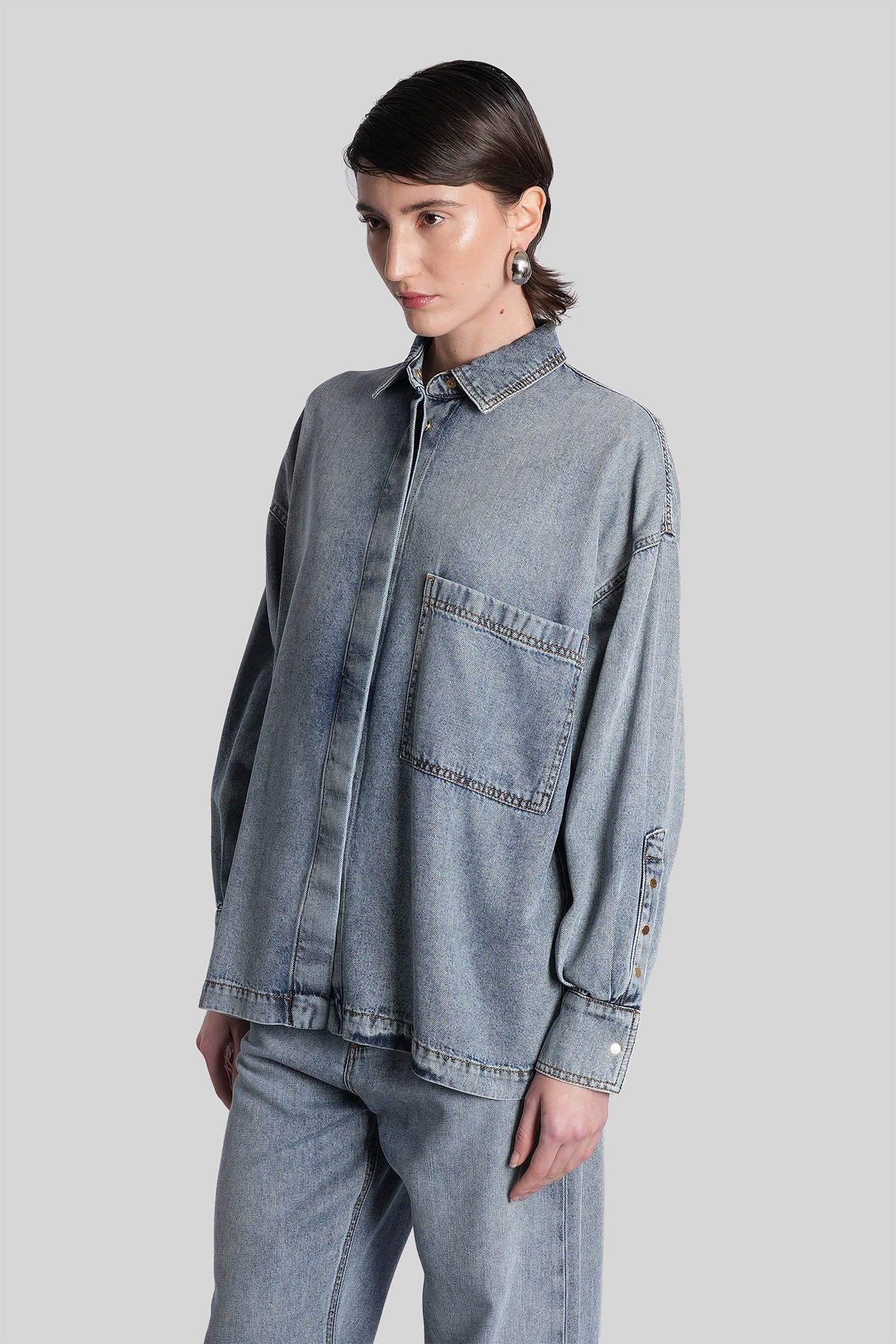 Jenny Shirt in blue denim - Image 4