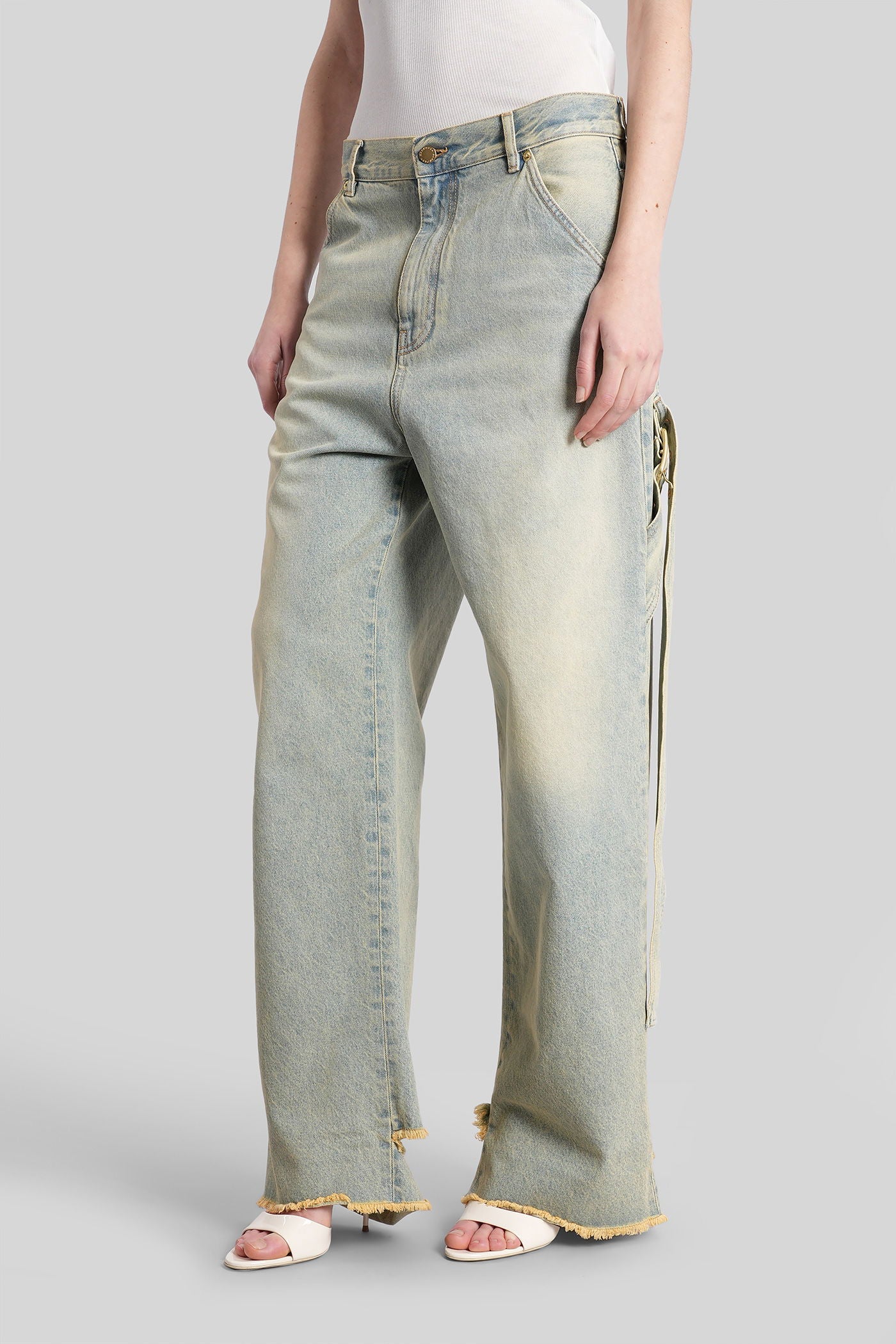 Lisa Jeans in blue denim - Image 19