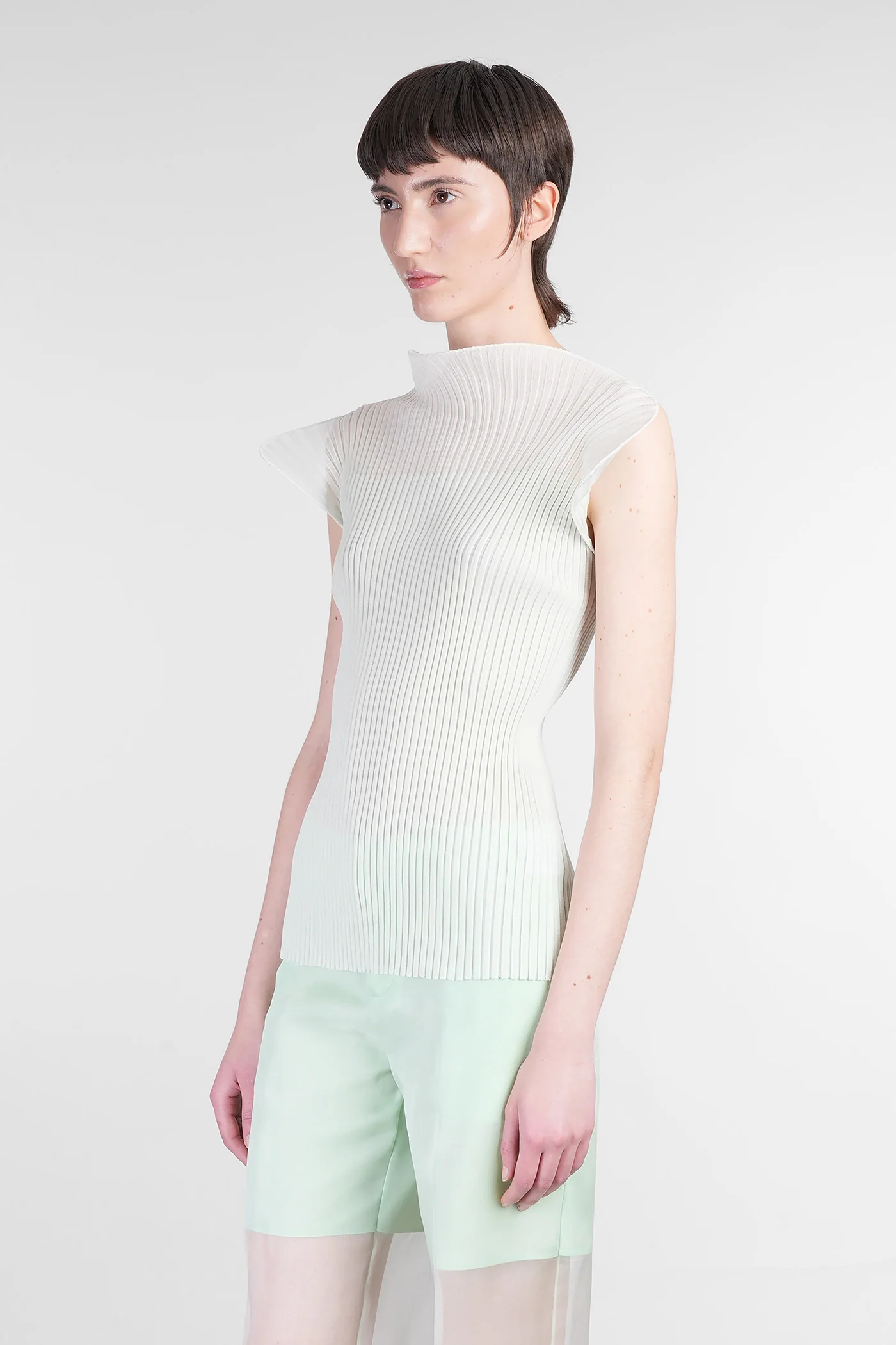 Topwear in green silk - Image 4