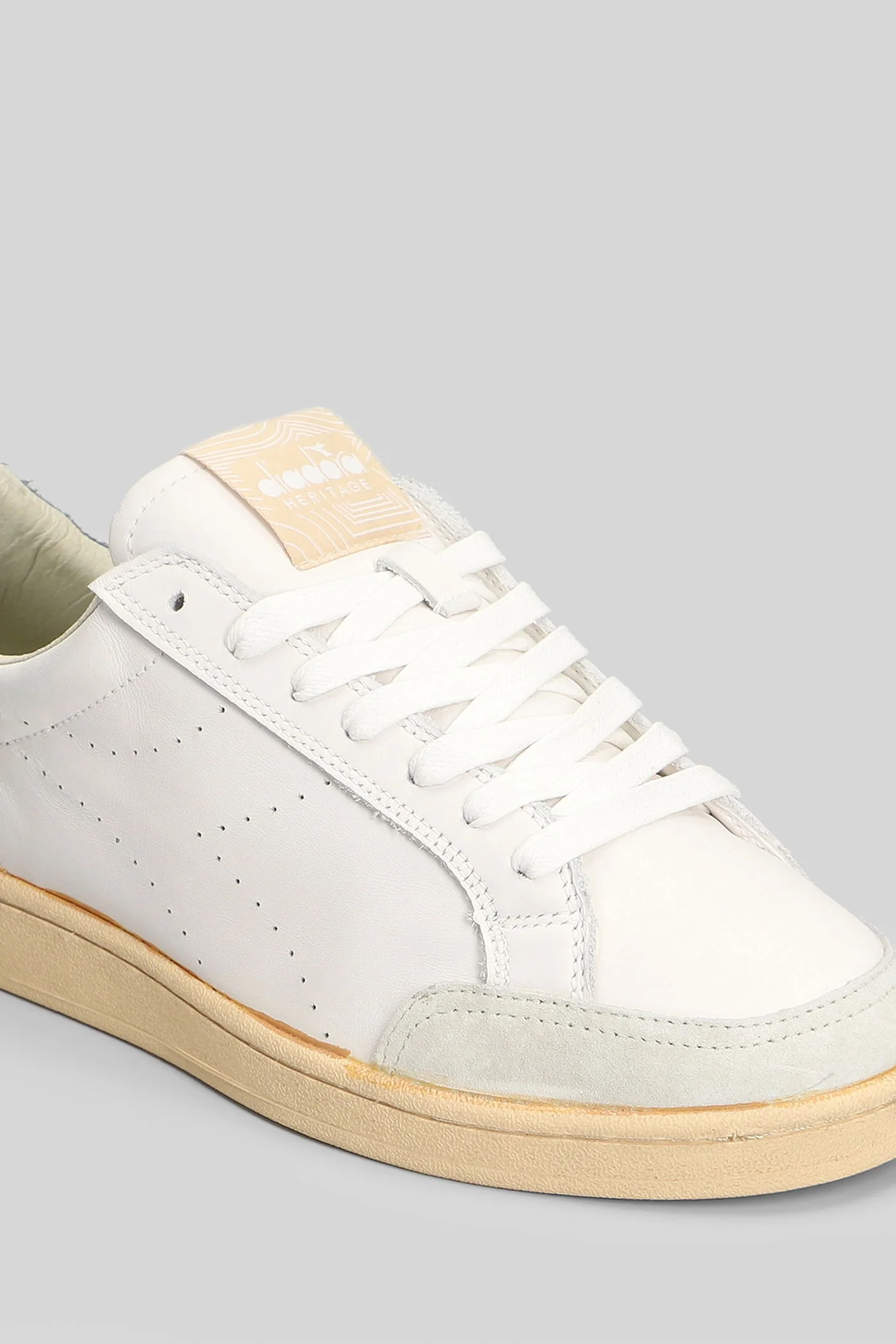 Prestige Plain Used Sneakers in white leather - Image 60