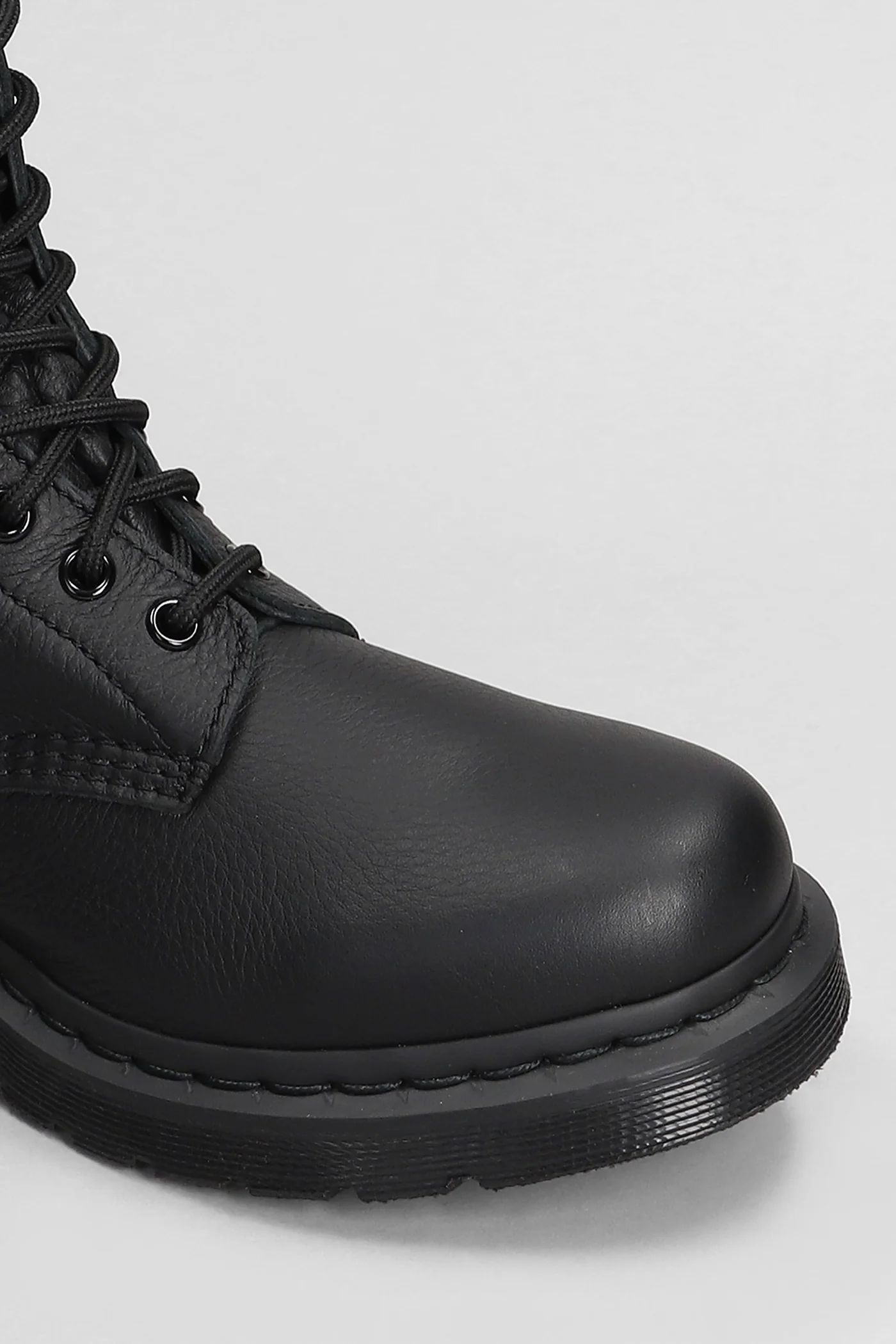 1460 Pascal Mono Combat boots in black leather - Image 5
