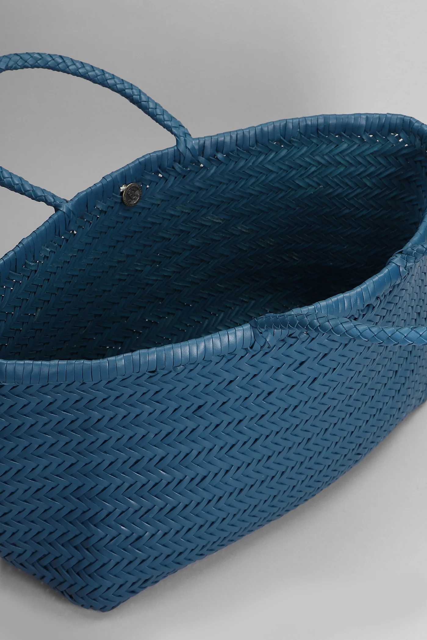 Bamboo Triple Jump Tote in blue leather - Image 4