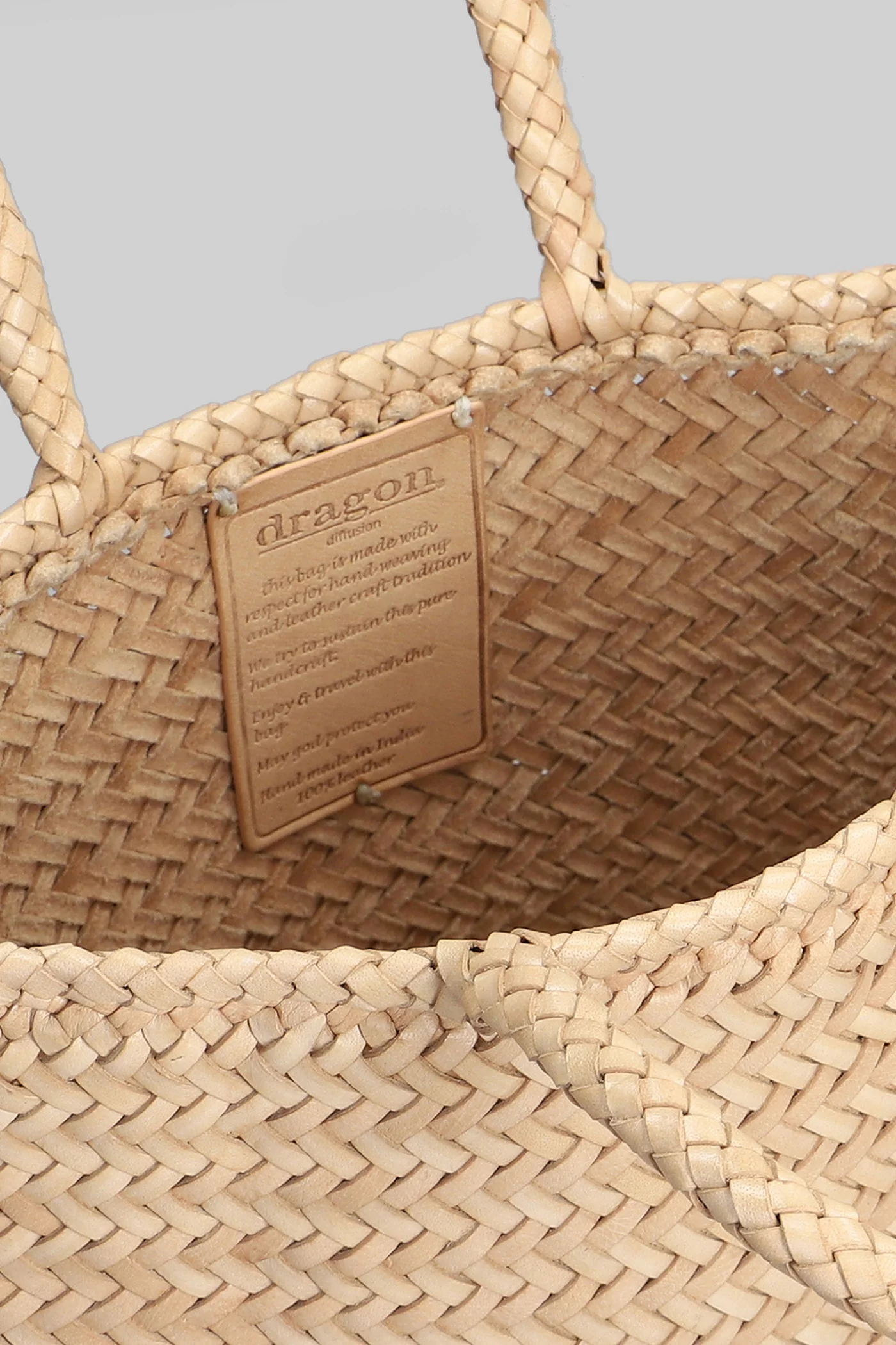 Grace Basket Tote in beige leather - Image 4
