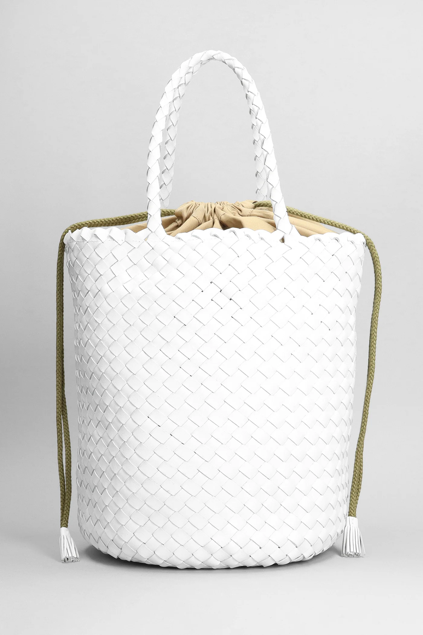 Jacky Bucket Hand bag in white leather - Image 3
