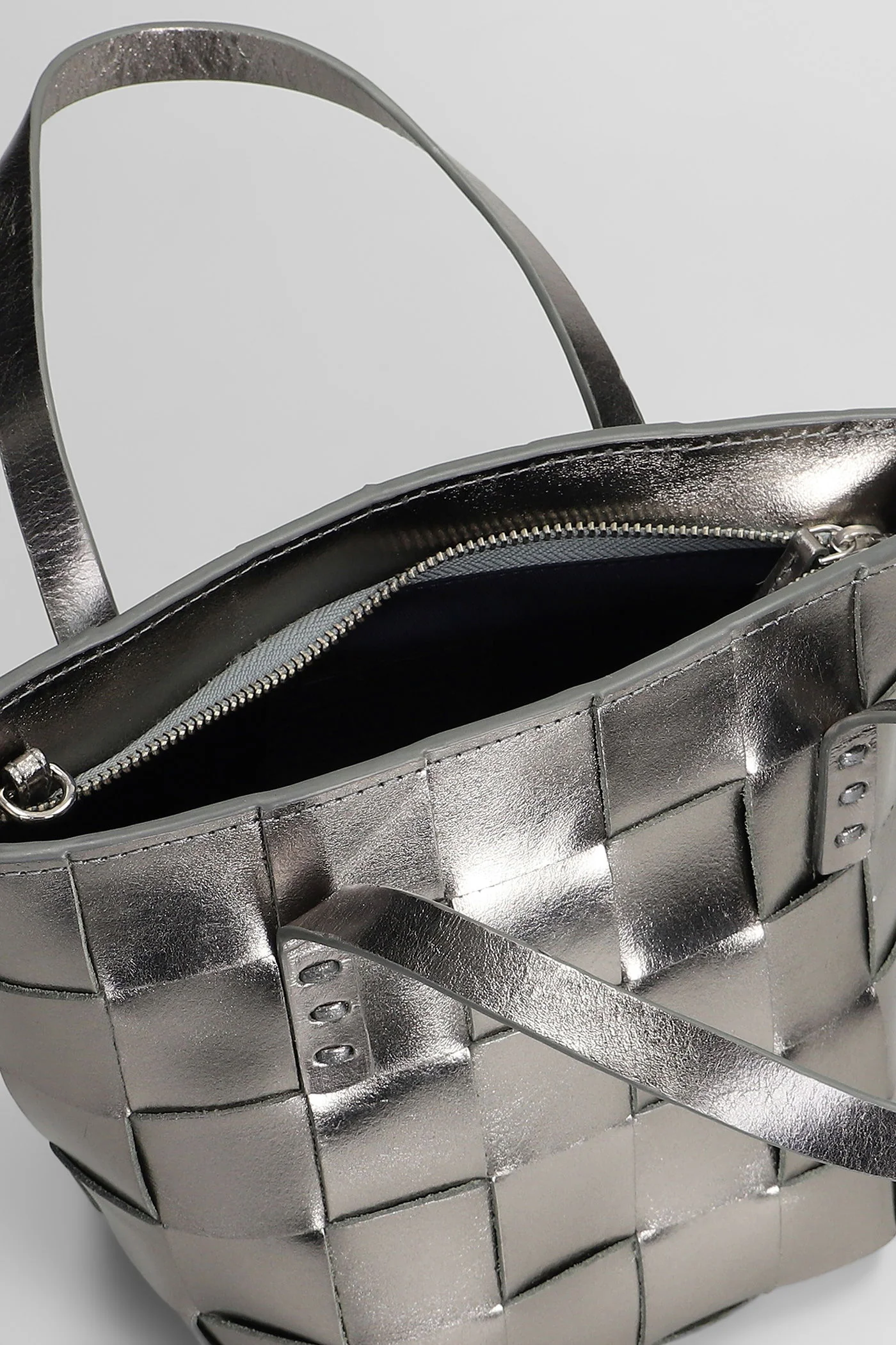 Japan Mini Shoulder bag in Gunmetal leather - Image 4