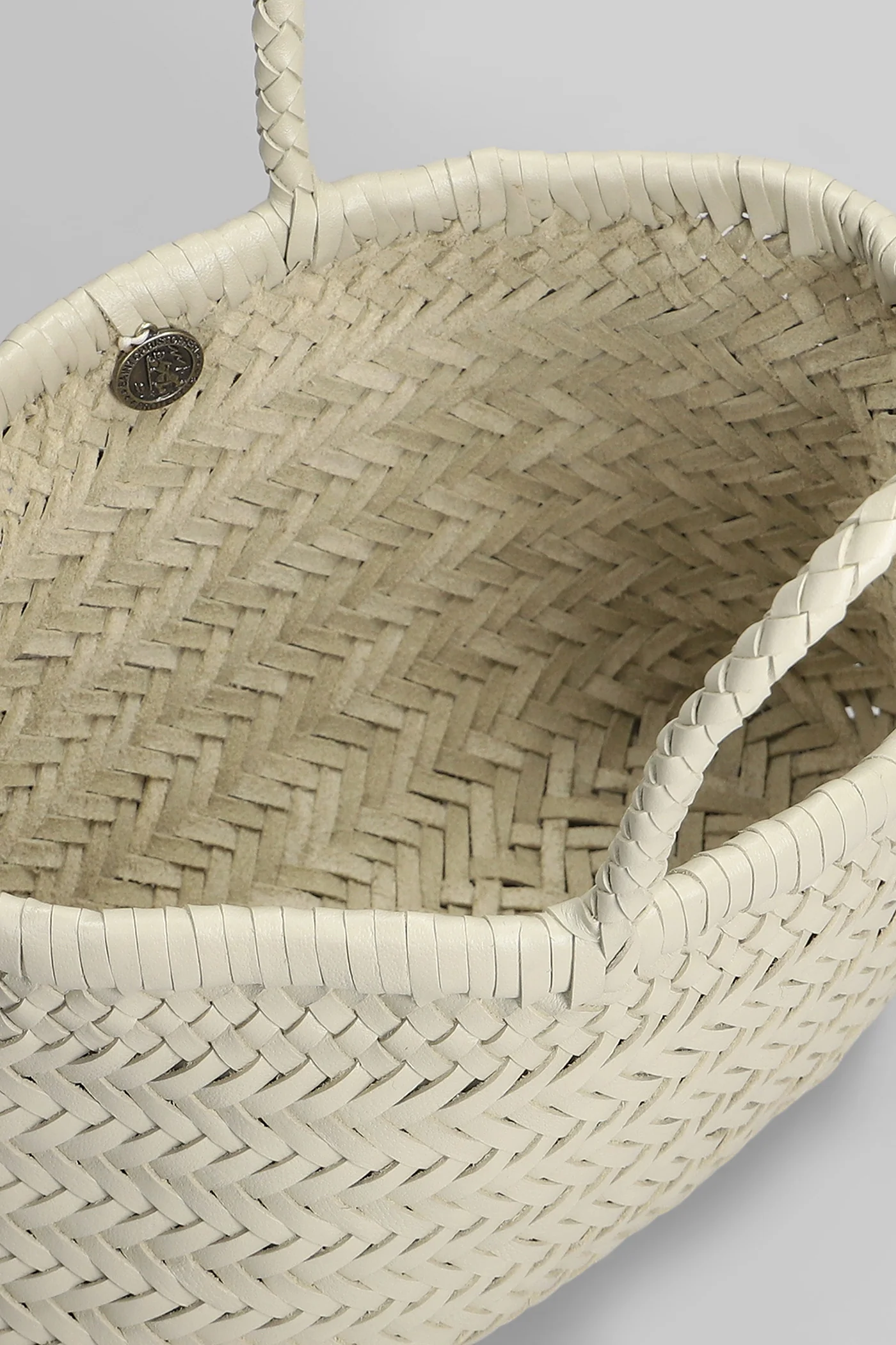 Mini Flat Gora Baske Hand bag in beige leather - Image 4