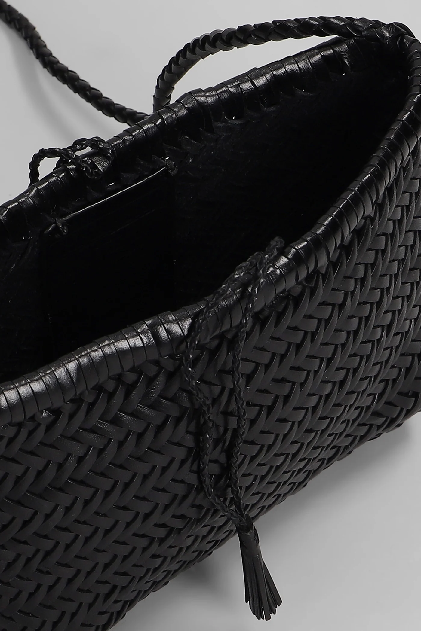 Minsu Mini Basket Hand bag in black leather - Image 4