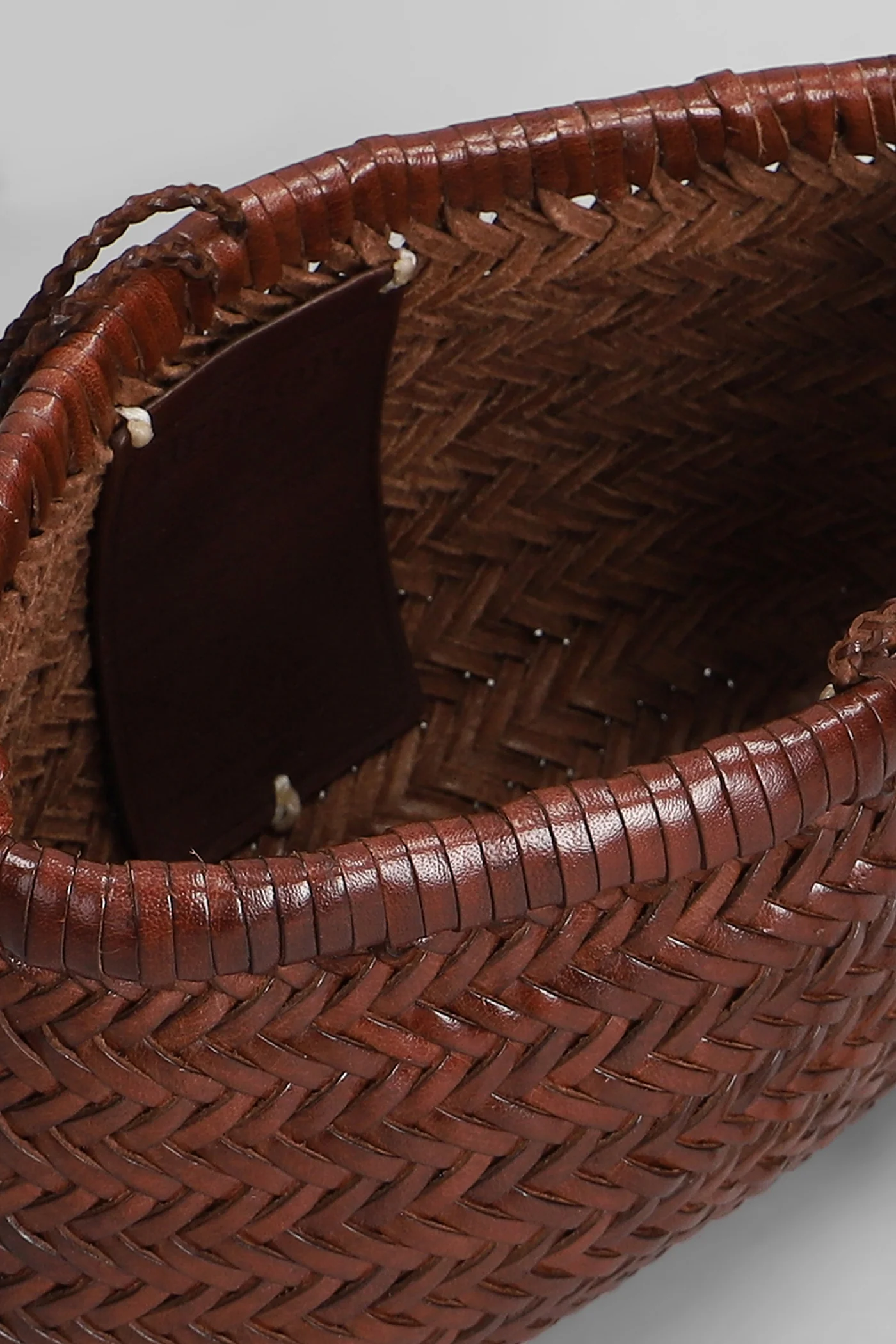 Minsu Mini Basket Hand bag in brown leather - Image 4