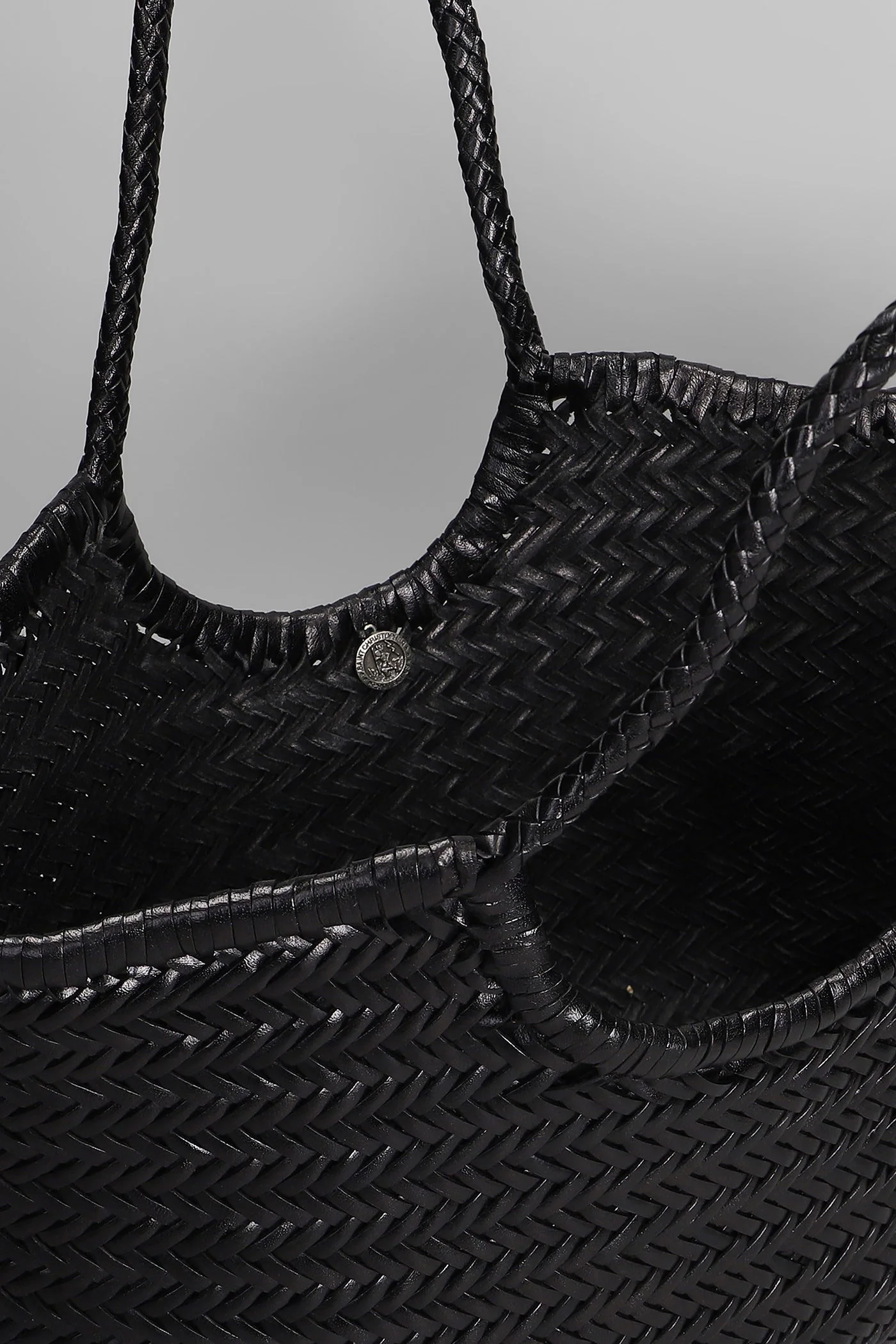 Nantucket Basket Big Tote in black leather - Image 4