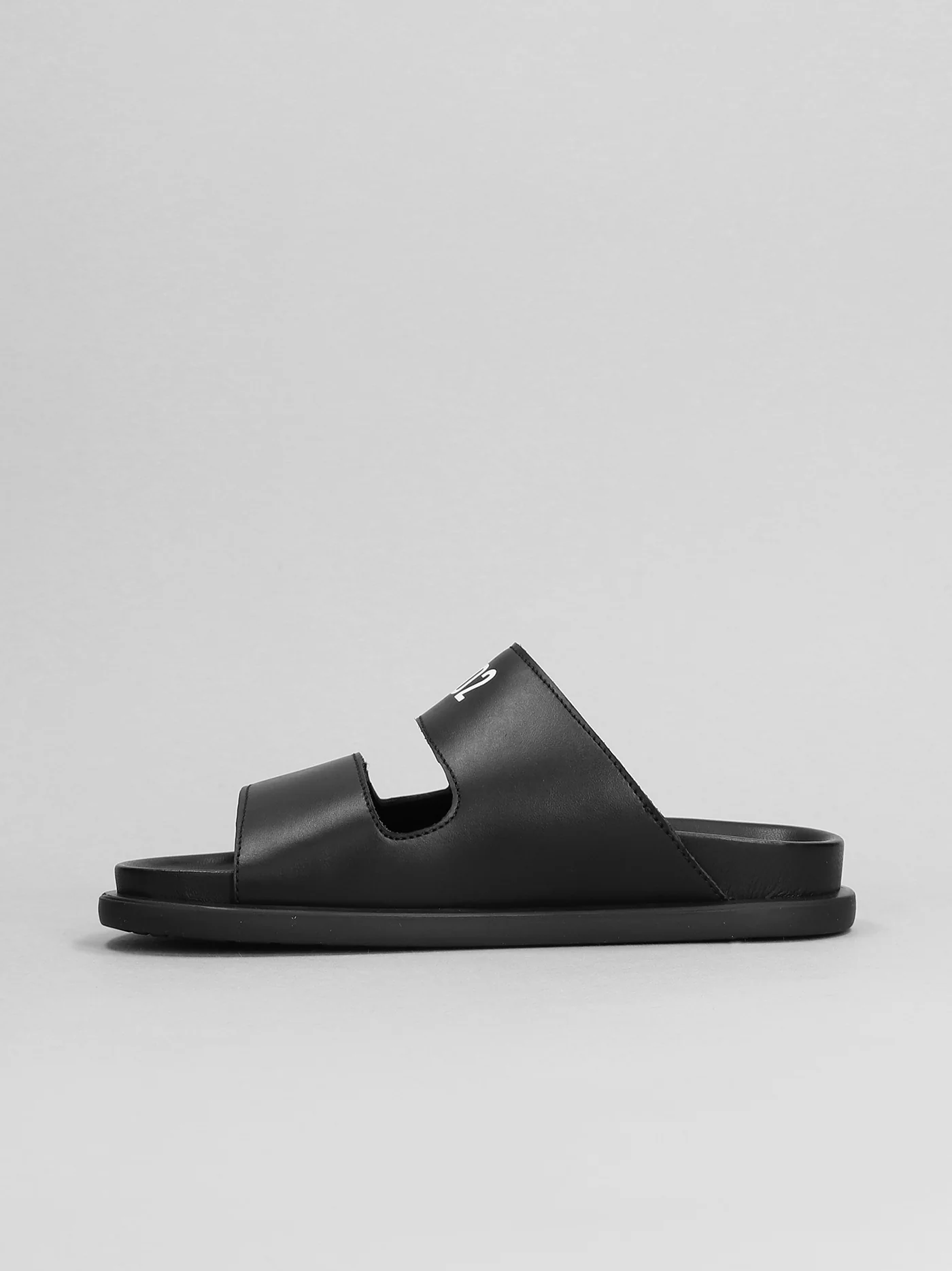 Flats in black leather - Image 3