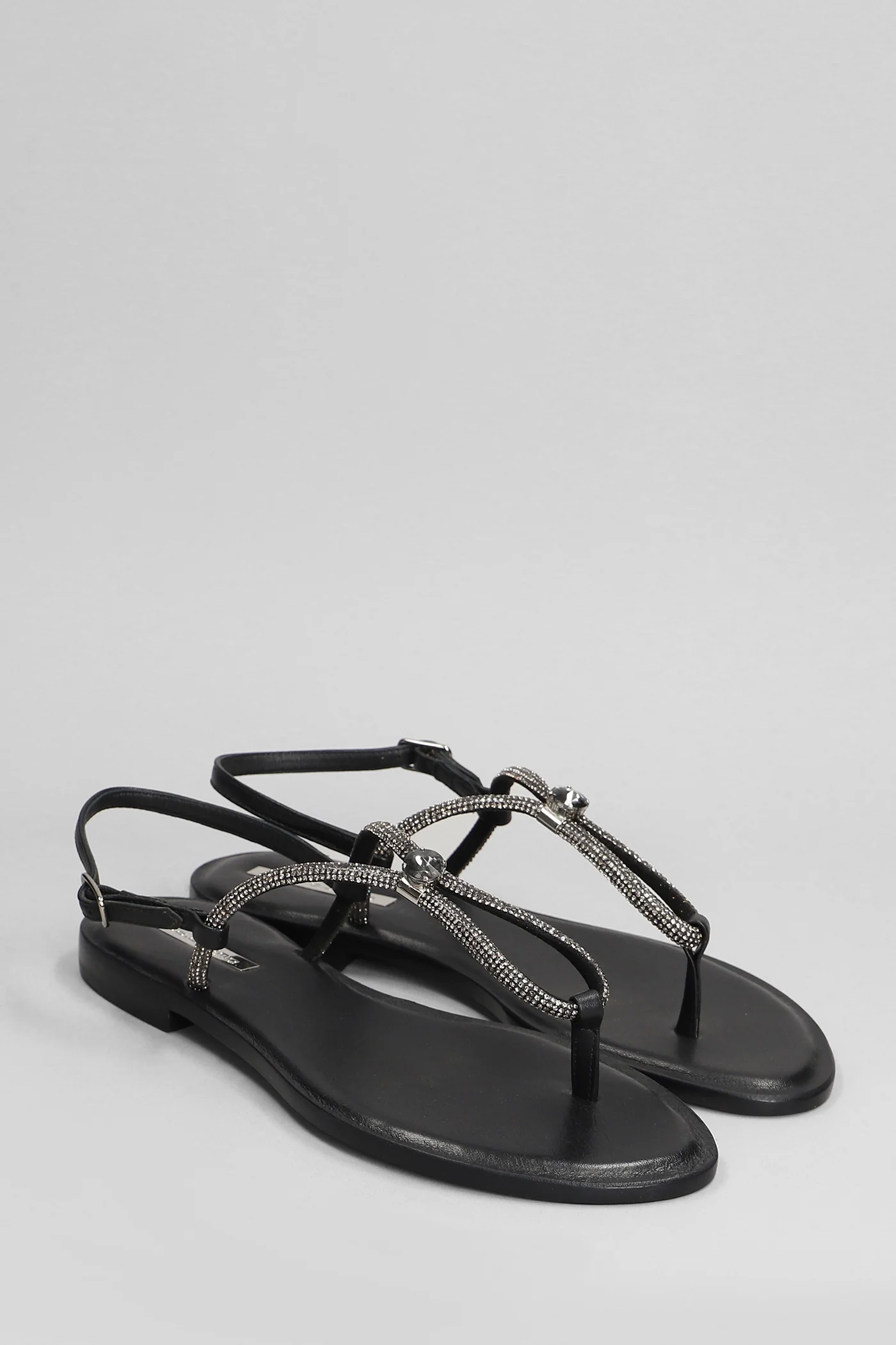 Flats in black leather - Image 2