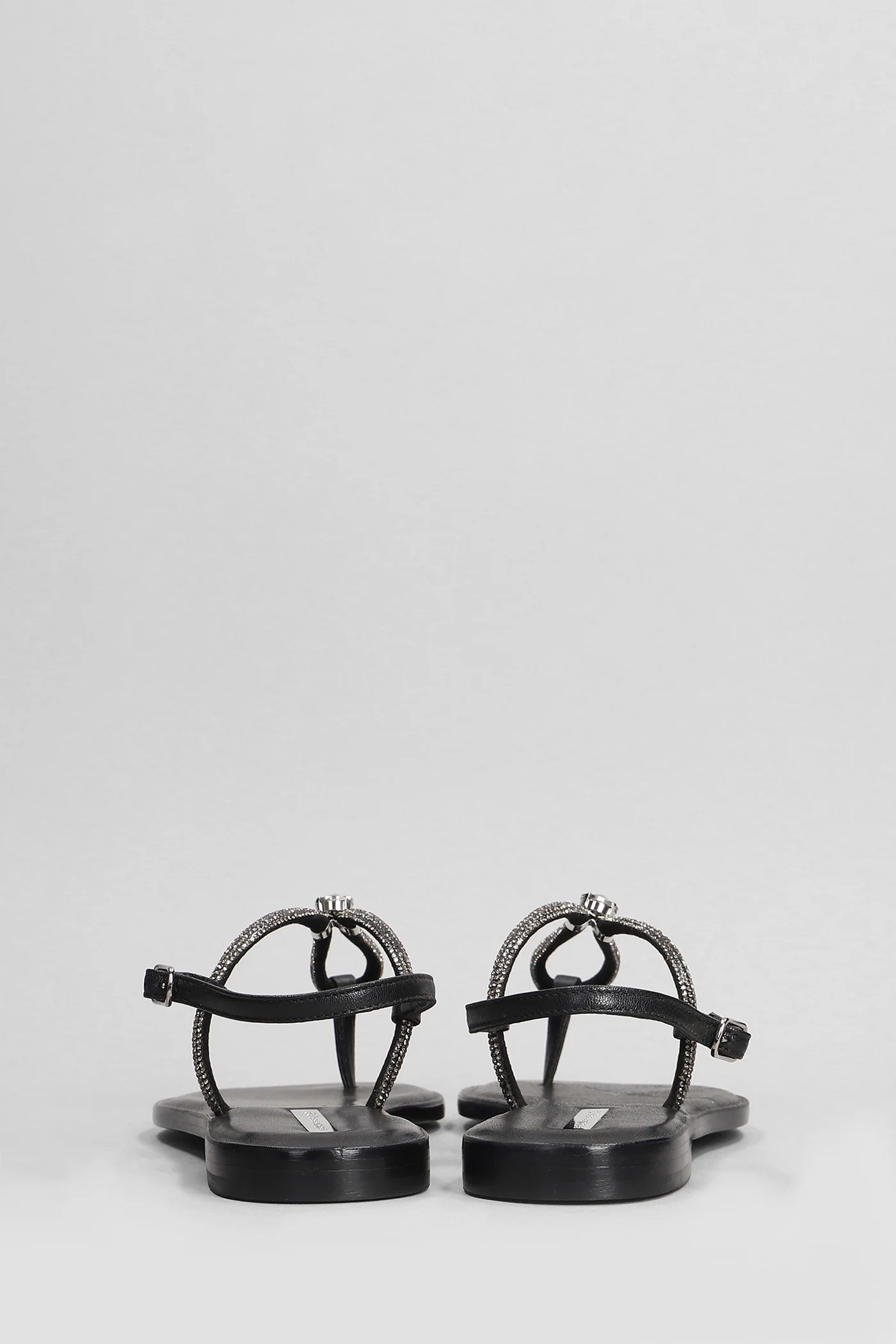 Flats in black leather - Image 4