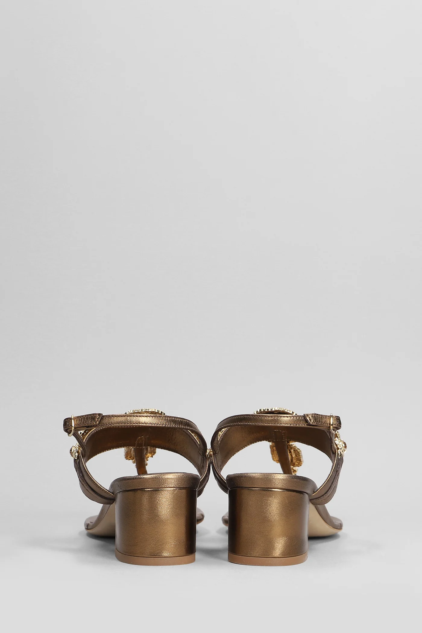 Sandals in bronze leather - Image 4