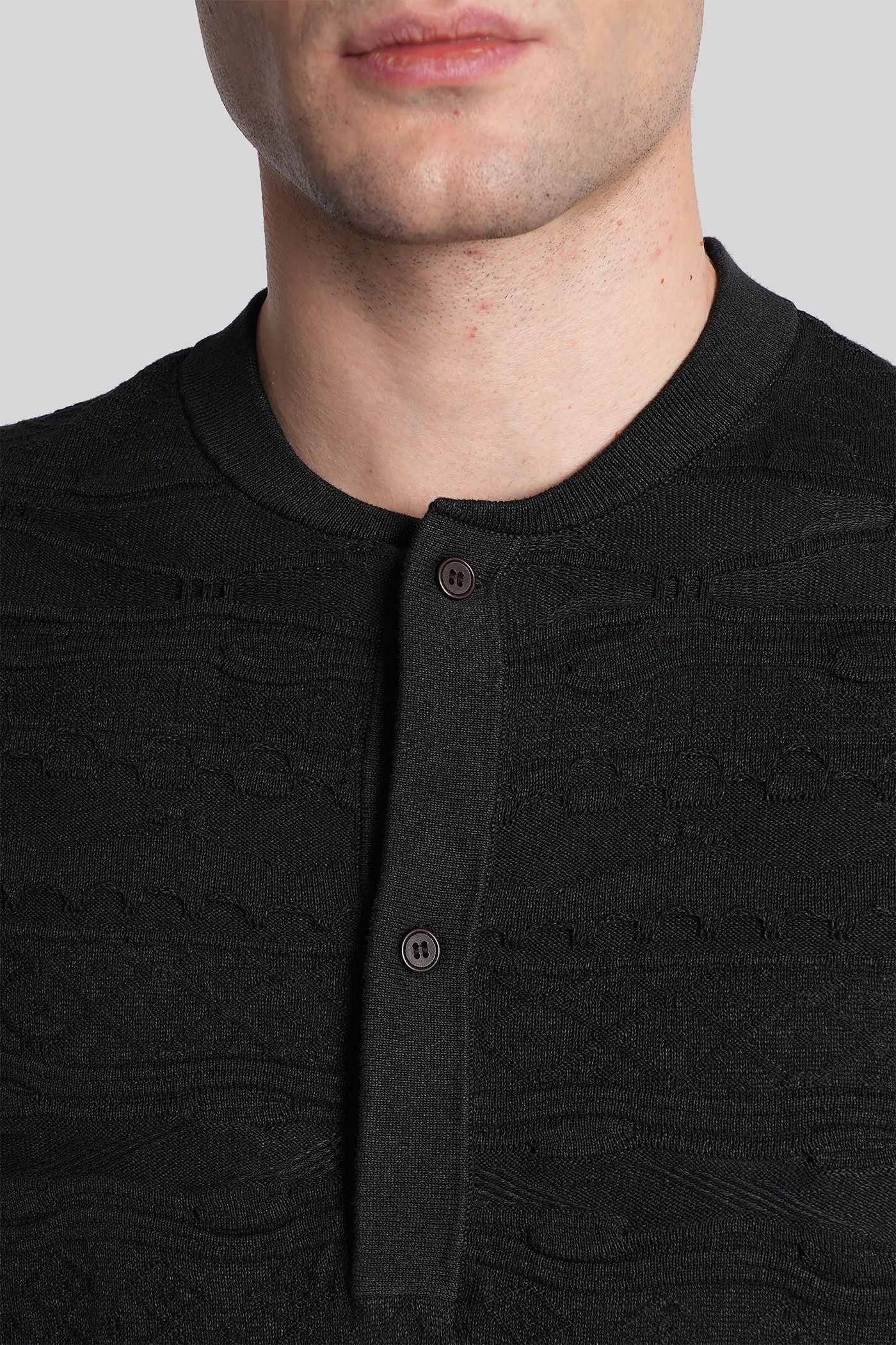 Polo in black wool and polyester - Image 5