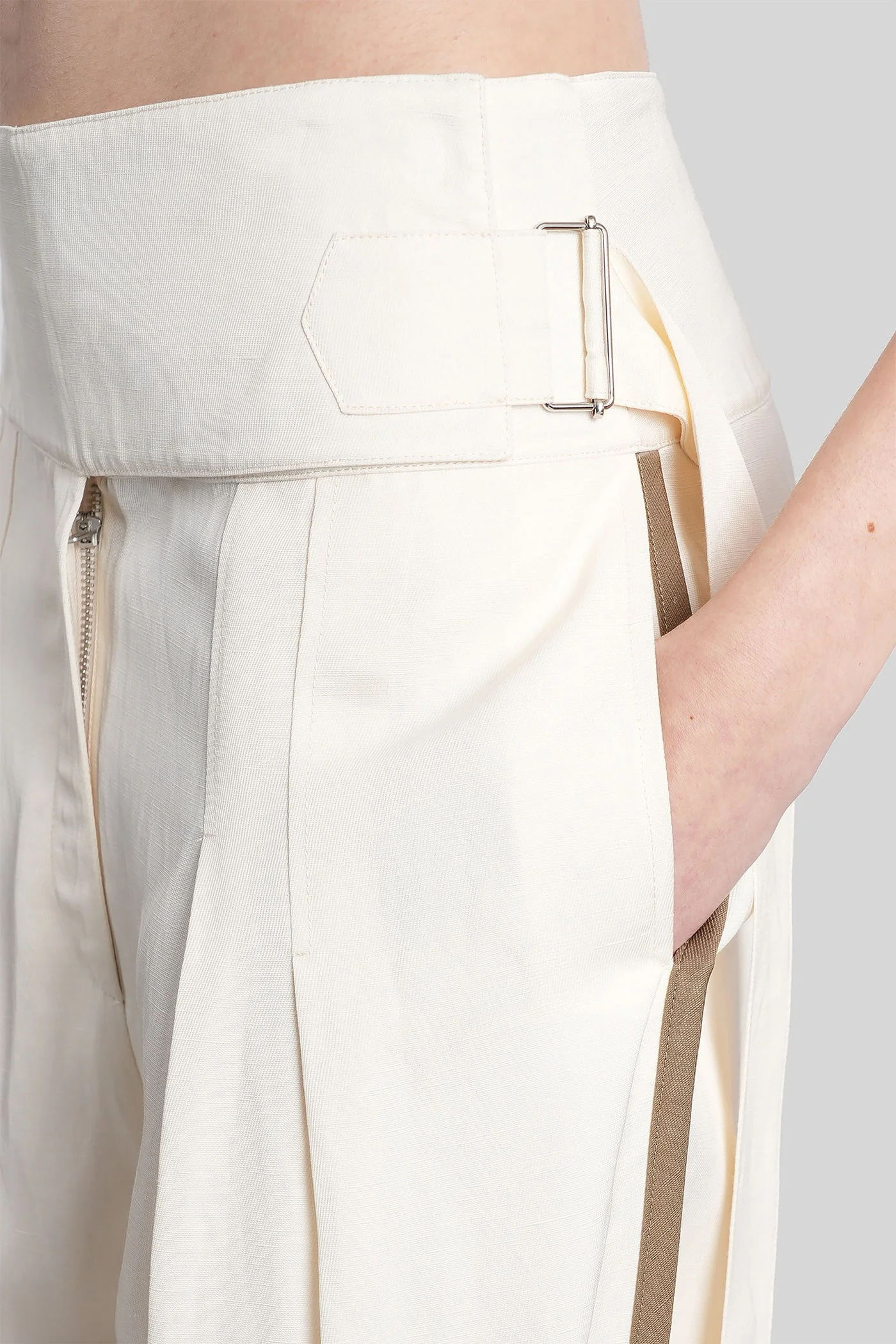 Pants in beige viscose - Image 5