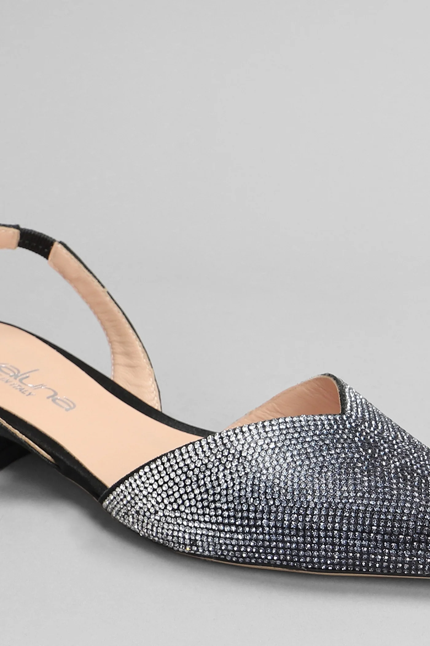 Ballet flats in black satin - Image 5