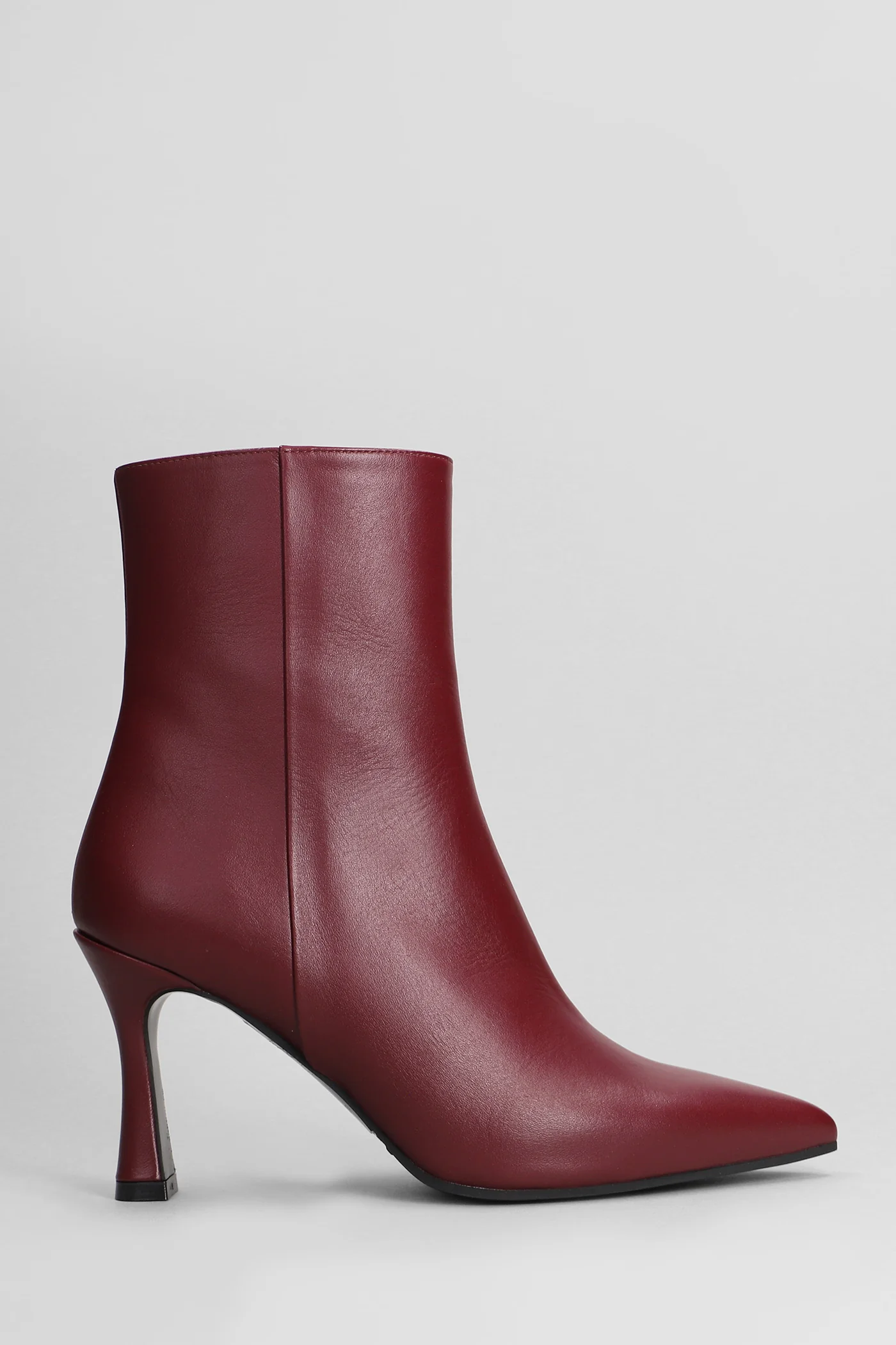 High heels Ankle boots in bordeaux leather
