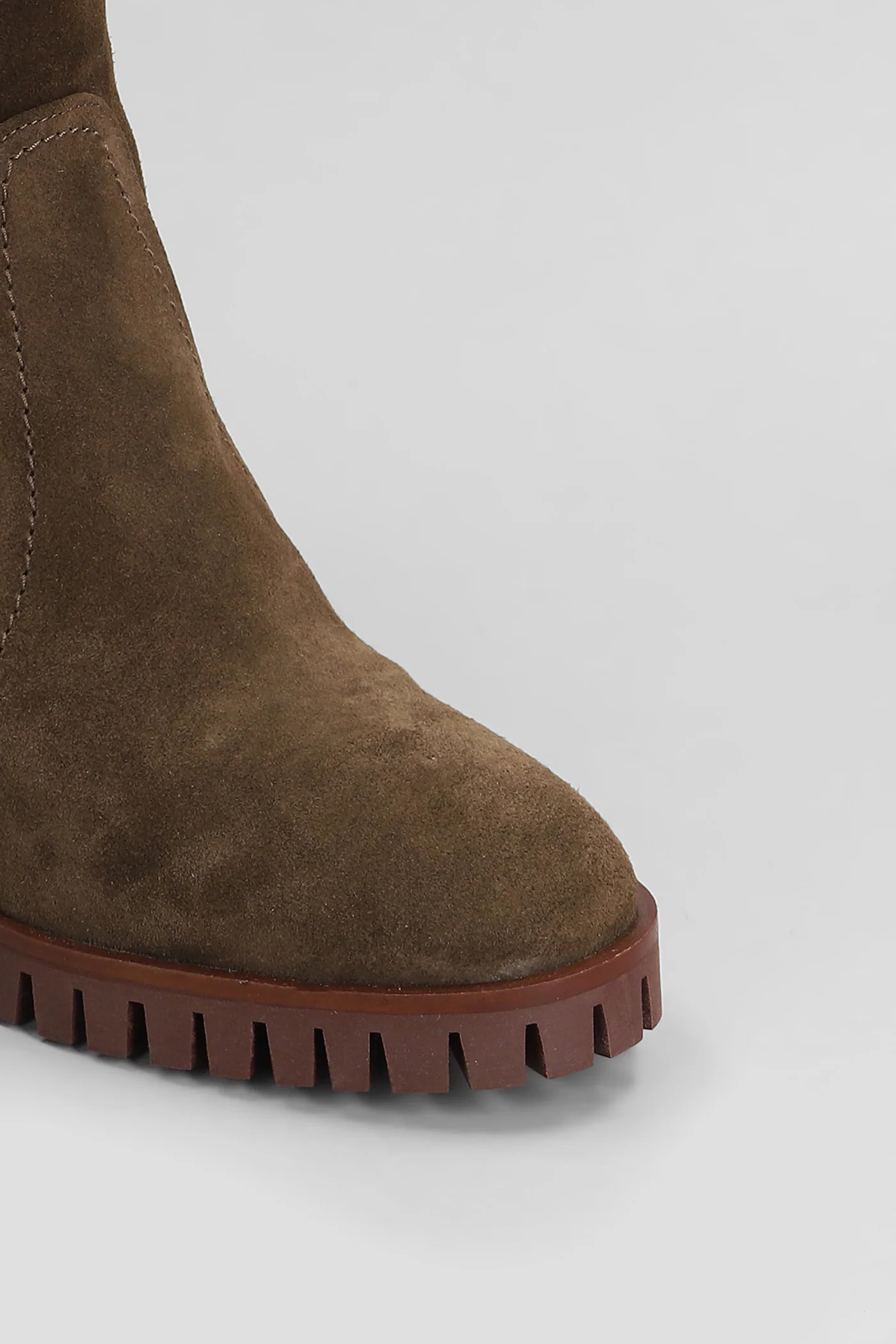 High heels Ankle boots in brown suede - Image 5
