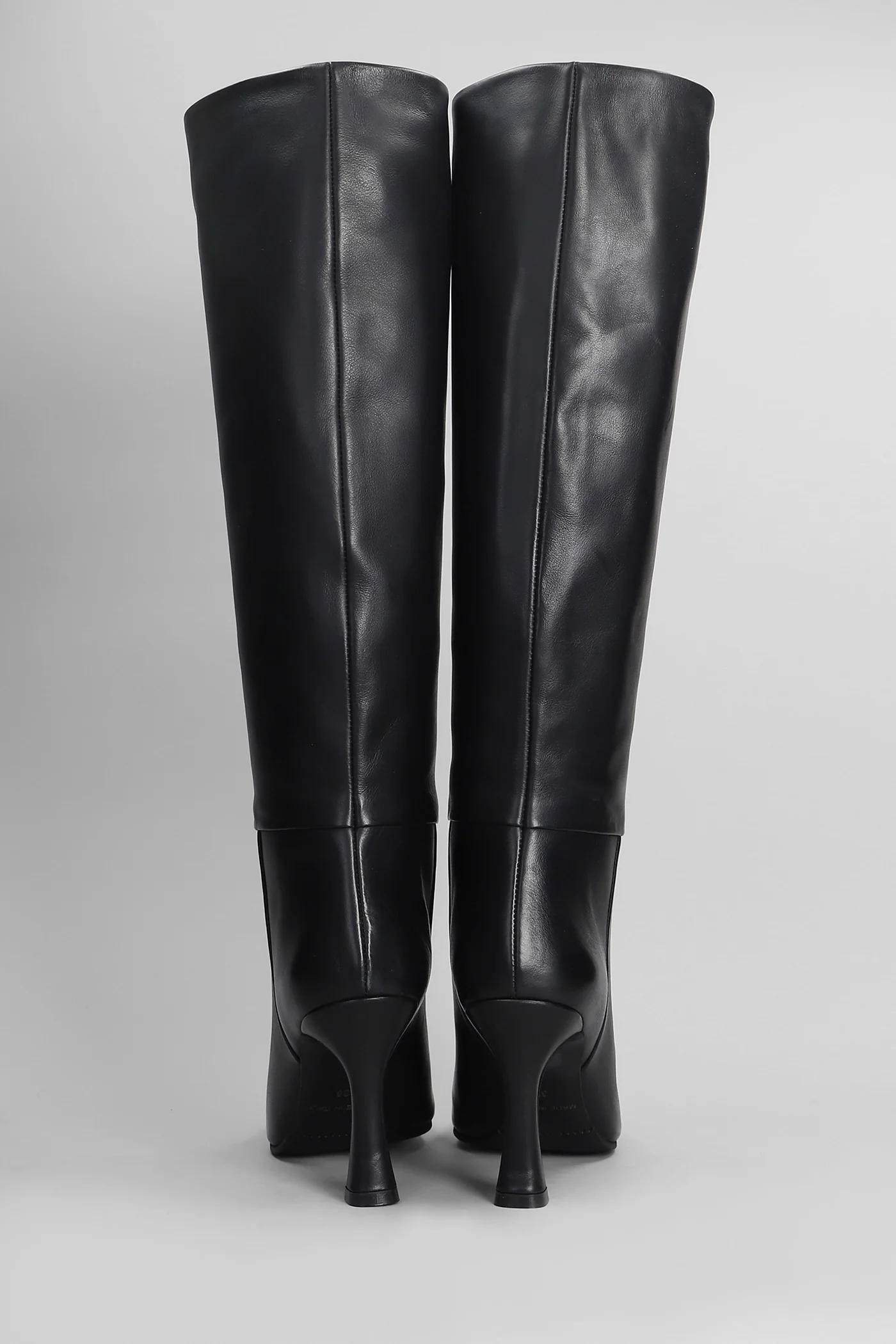 High heels boots in black leather - Image 4
