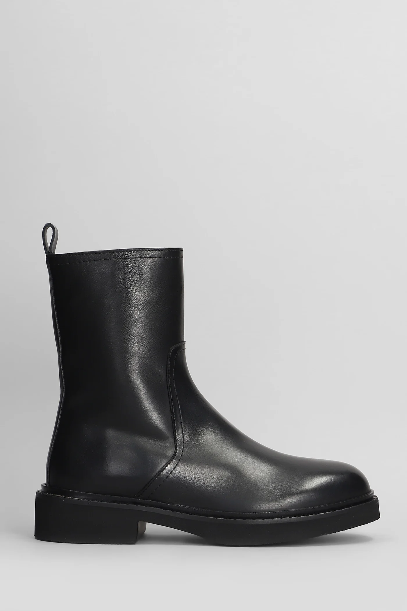 low heels Ankle boots in black leather