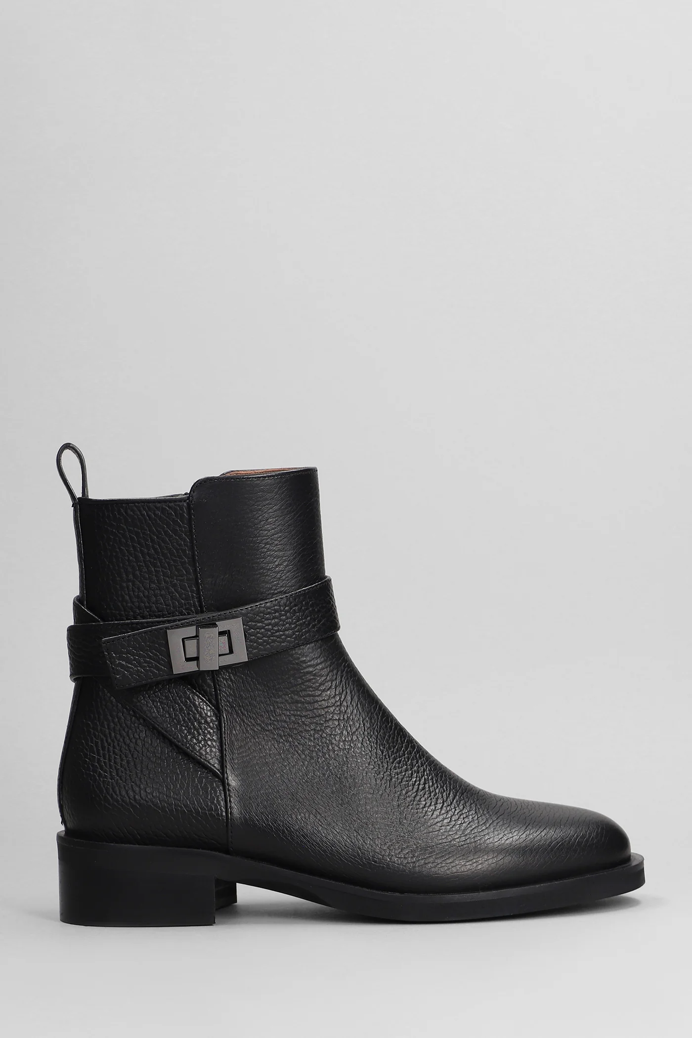 low heels Ankle boots in black leather