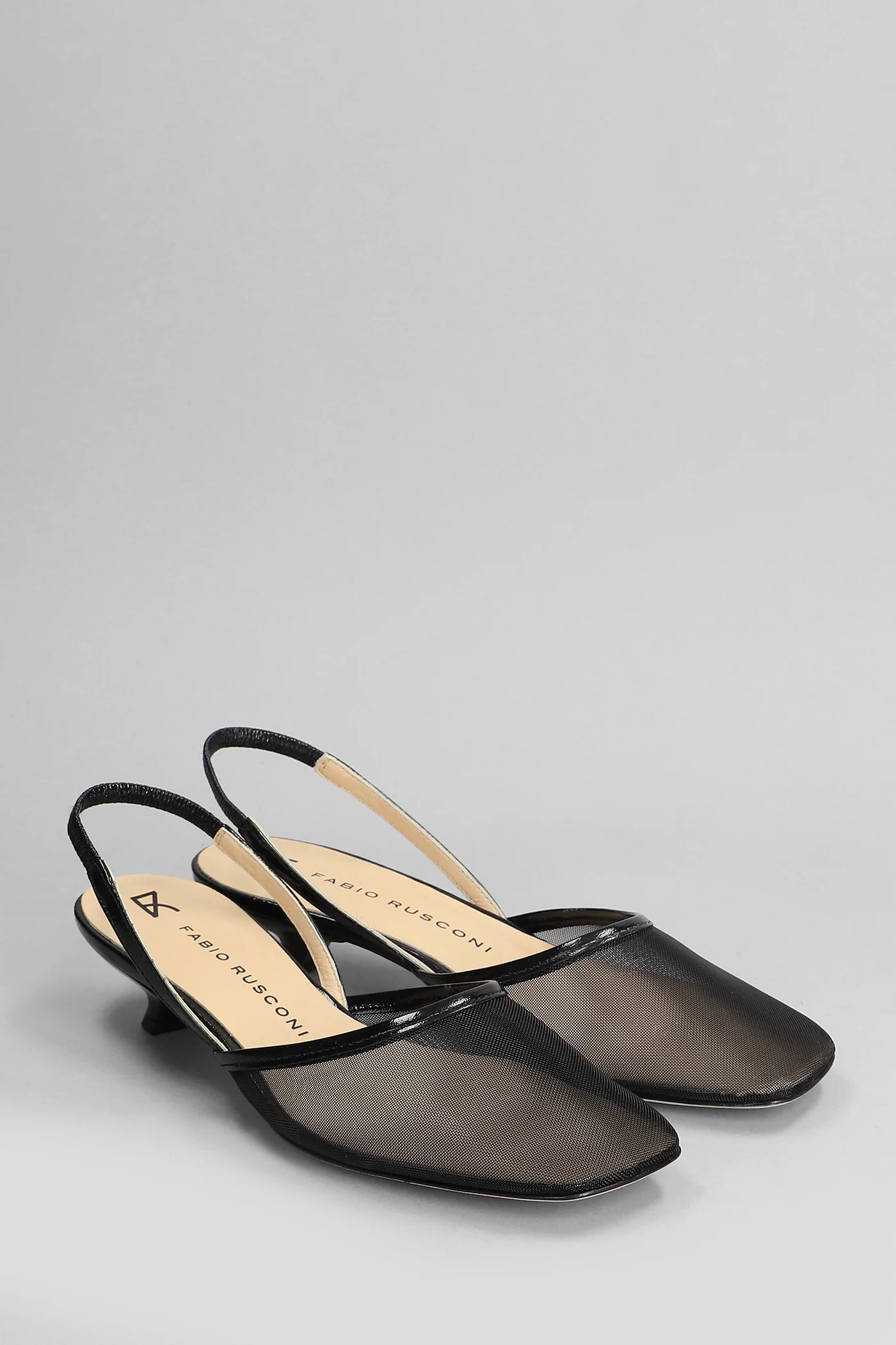 Pumps in black leather - Image 2