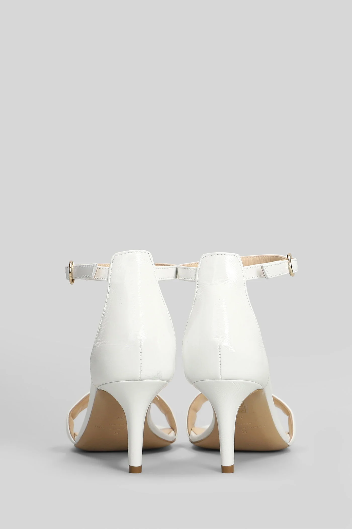 Sandals in white leather - Image 4