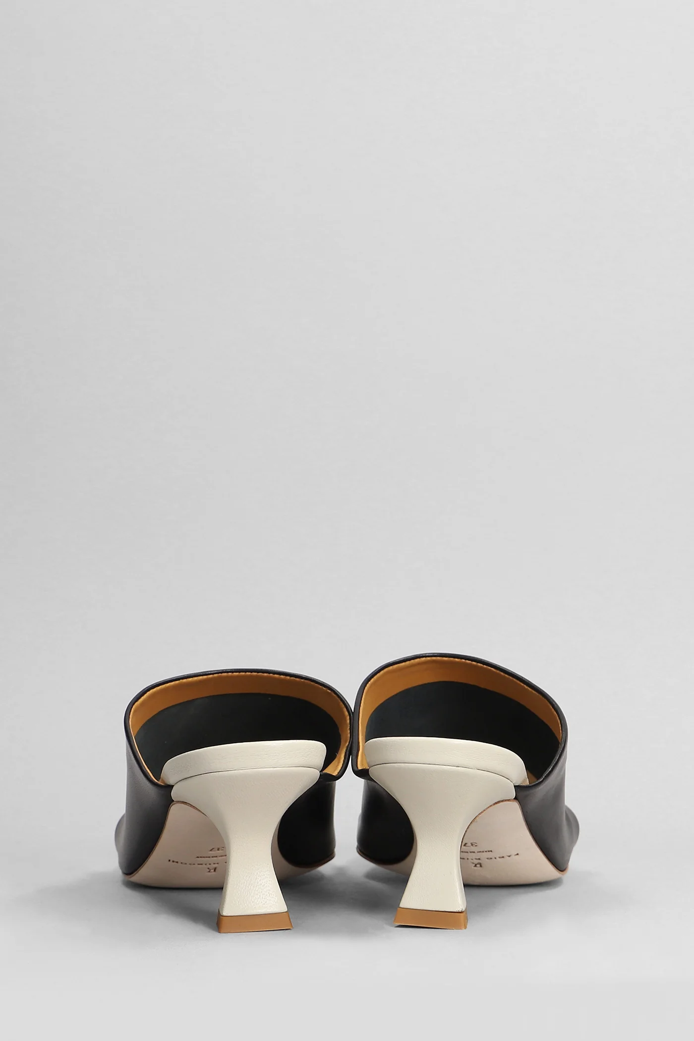 Slipper-Mule in black leather - Image 4