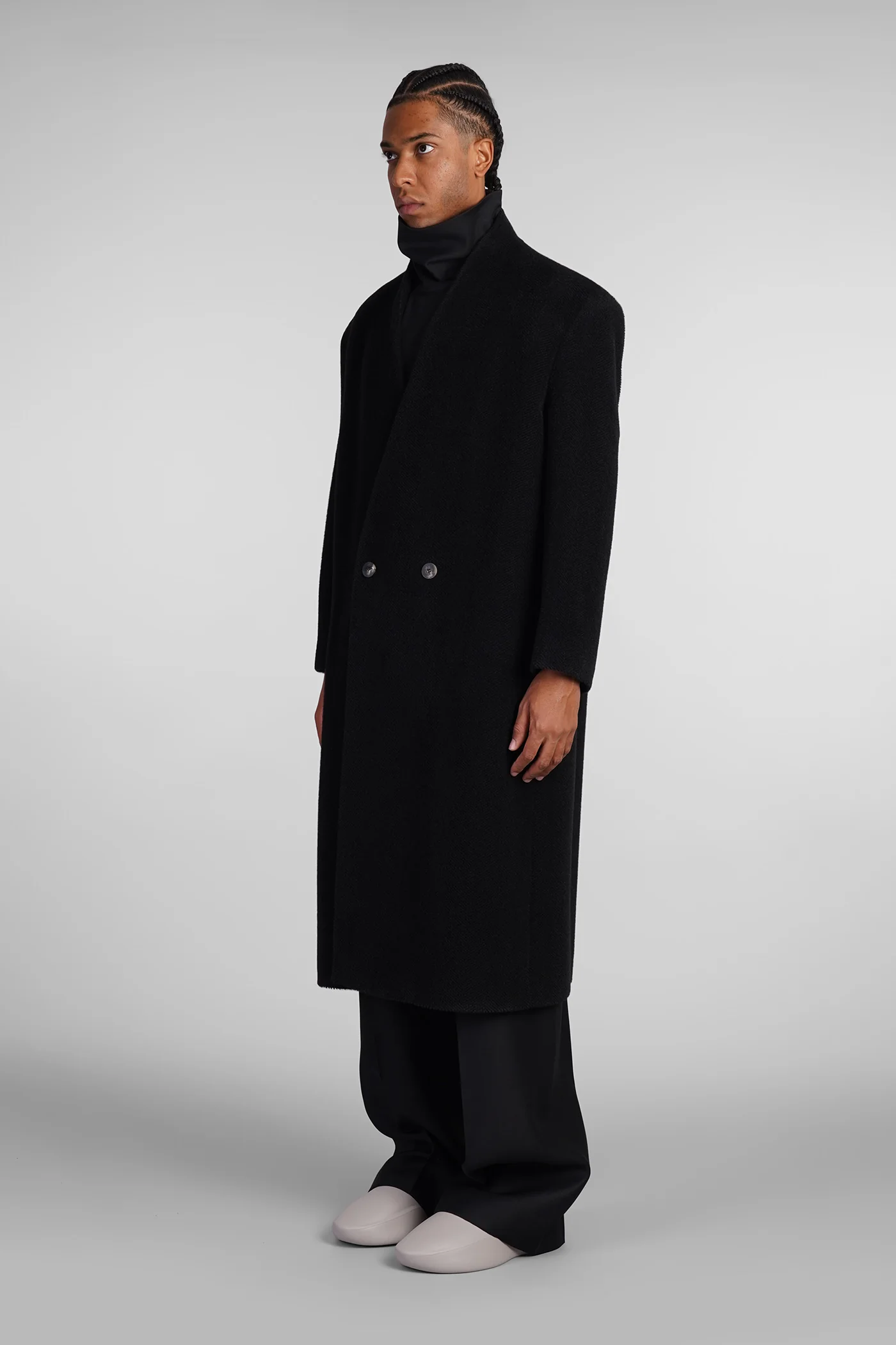 Coat in black wool - Image 4