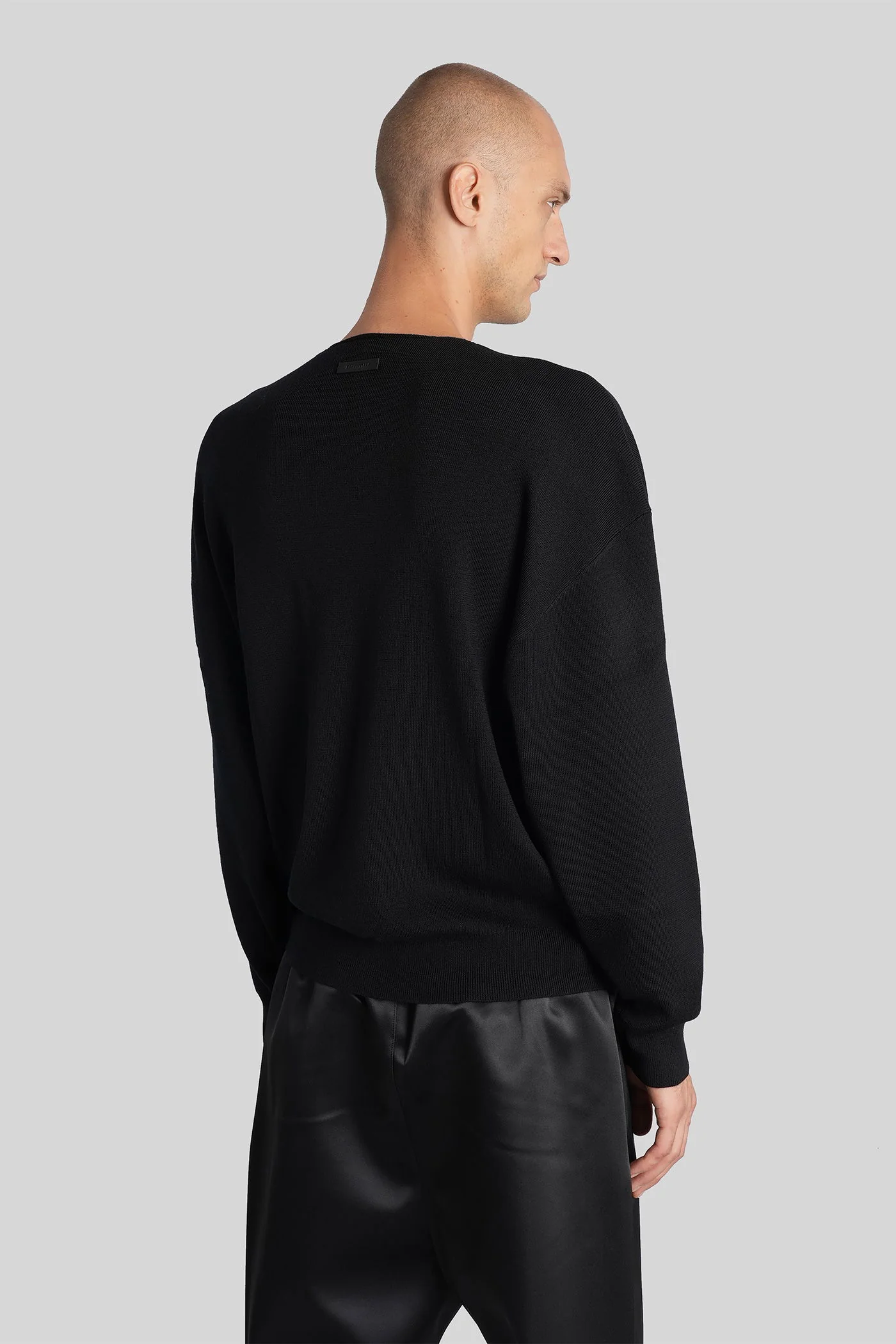 Knitwear in black wool - Image 3