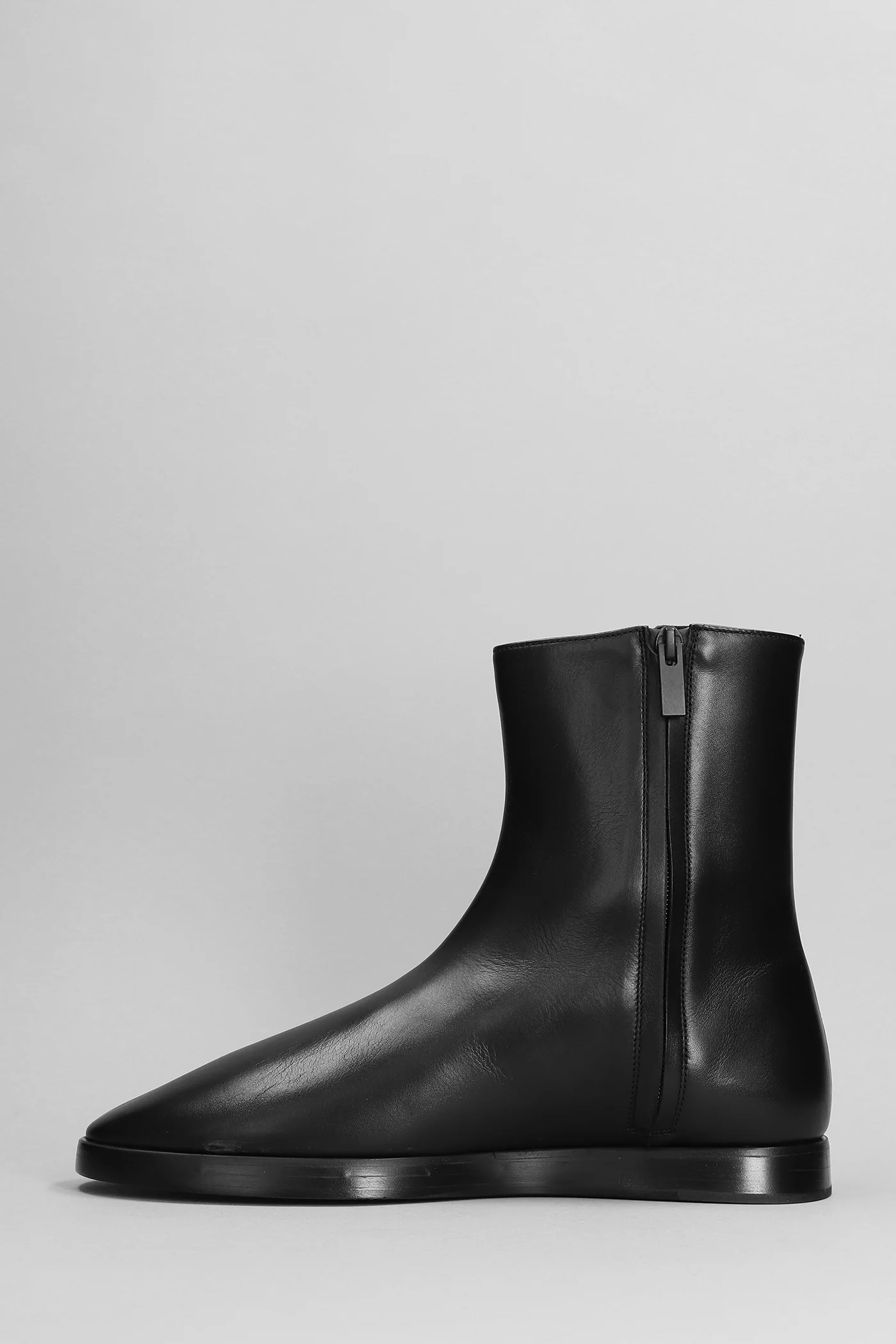 High mule Ankle boots in black leather - Image 3