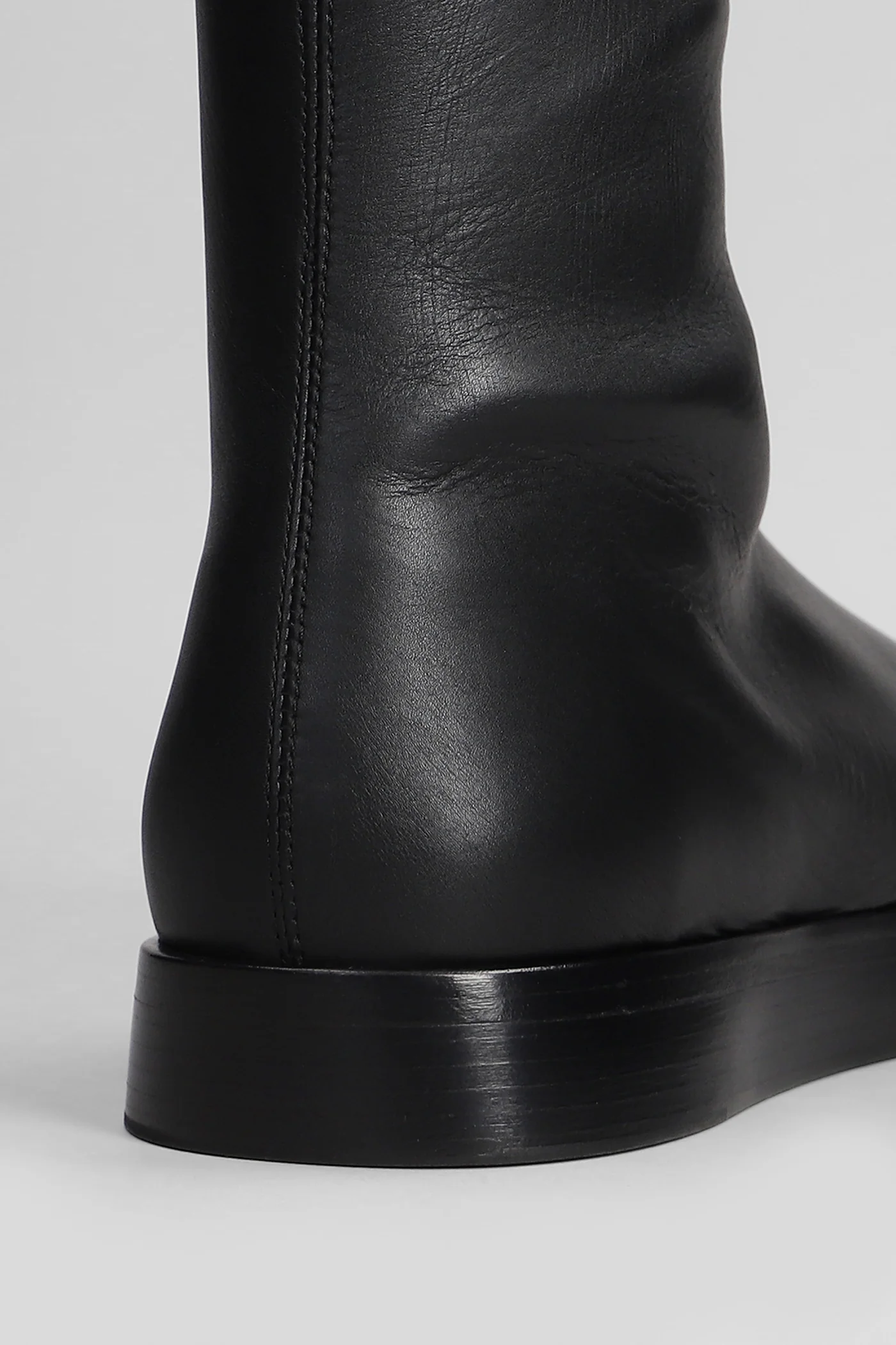Mule high Ankle boots in black leather - Image 5