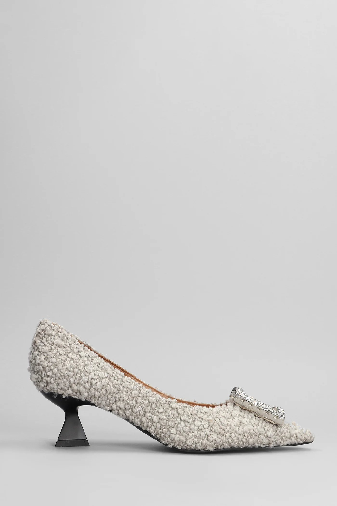 Evilly Pumps in beige wool