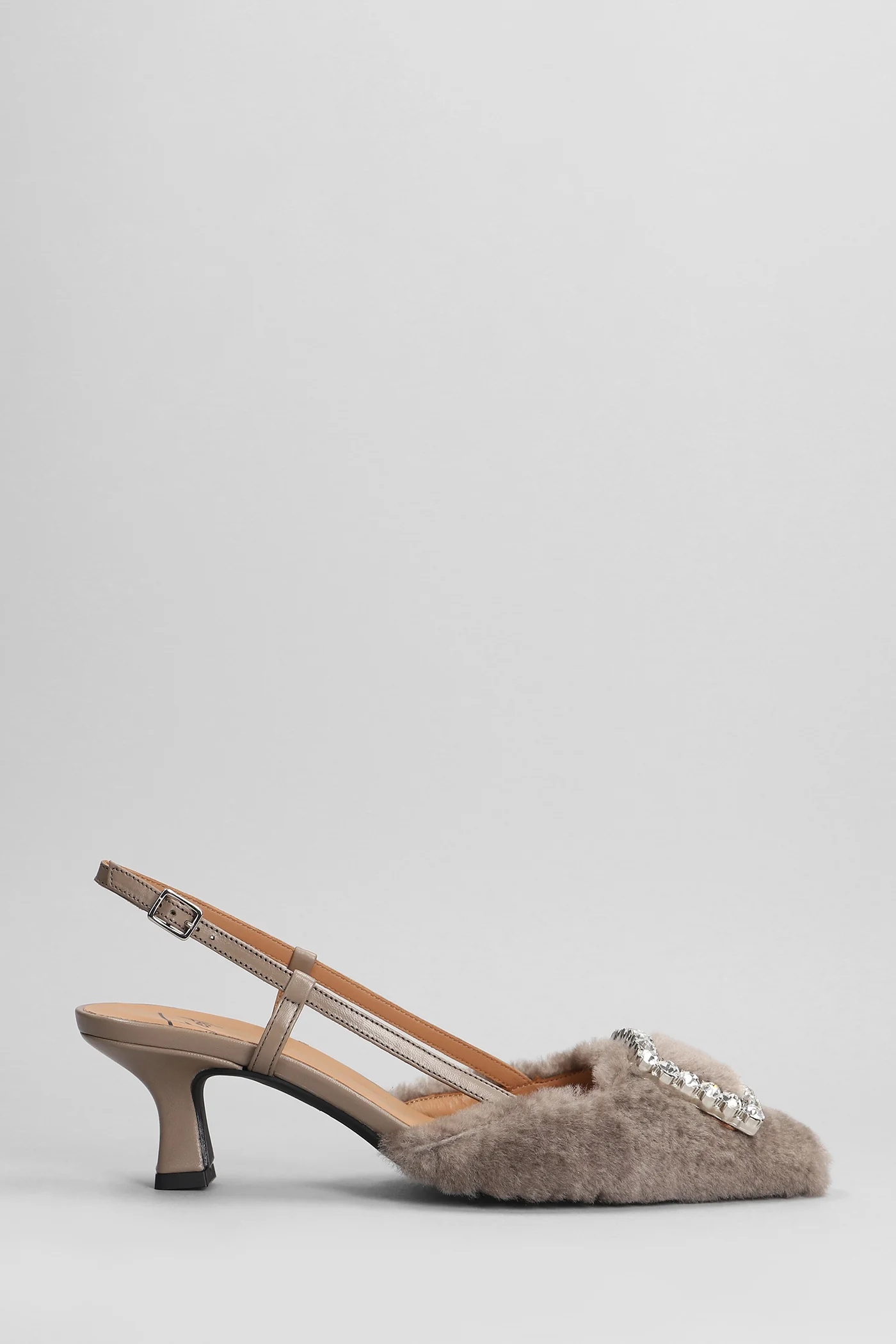 Stefi Pumps in taupe leather