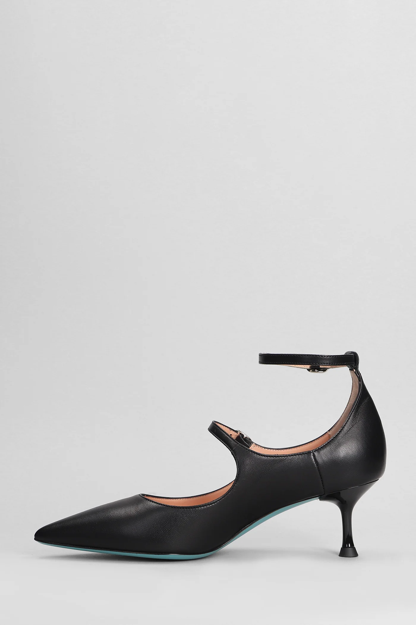 Pumps in black leather - Image 3