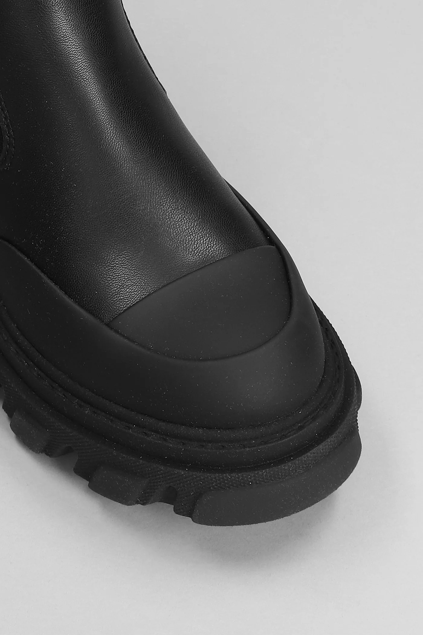 Combat boots in black leather - Image 5
