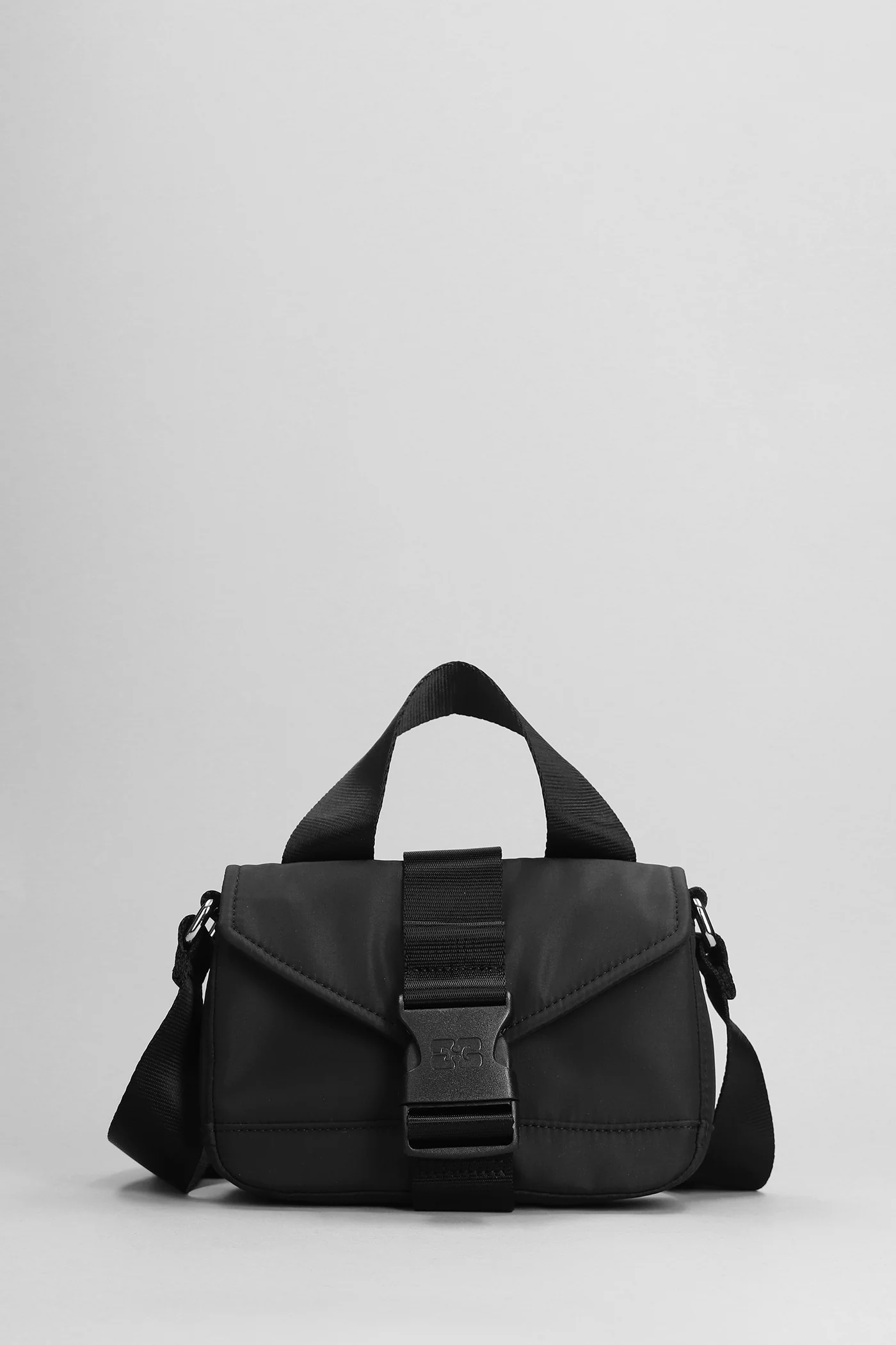 Hand bag in black polyester