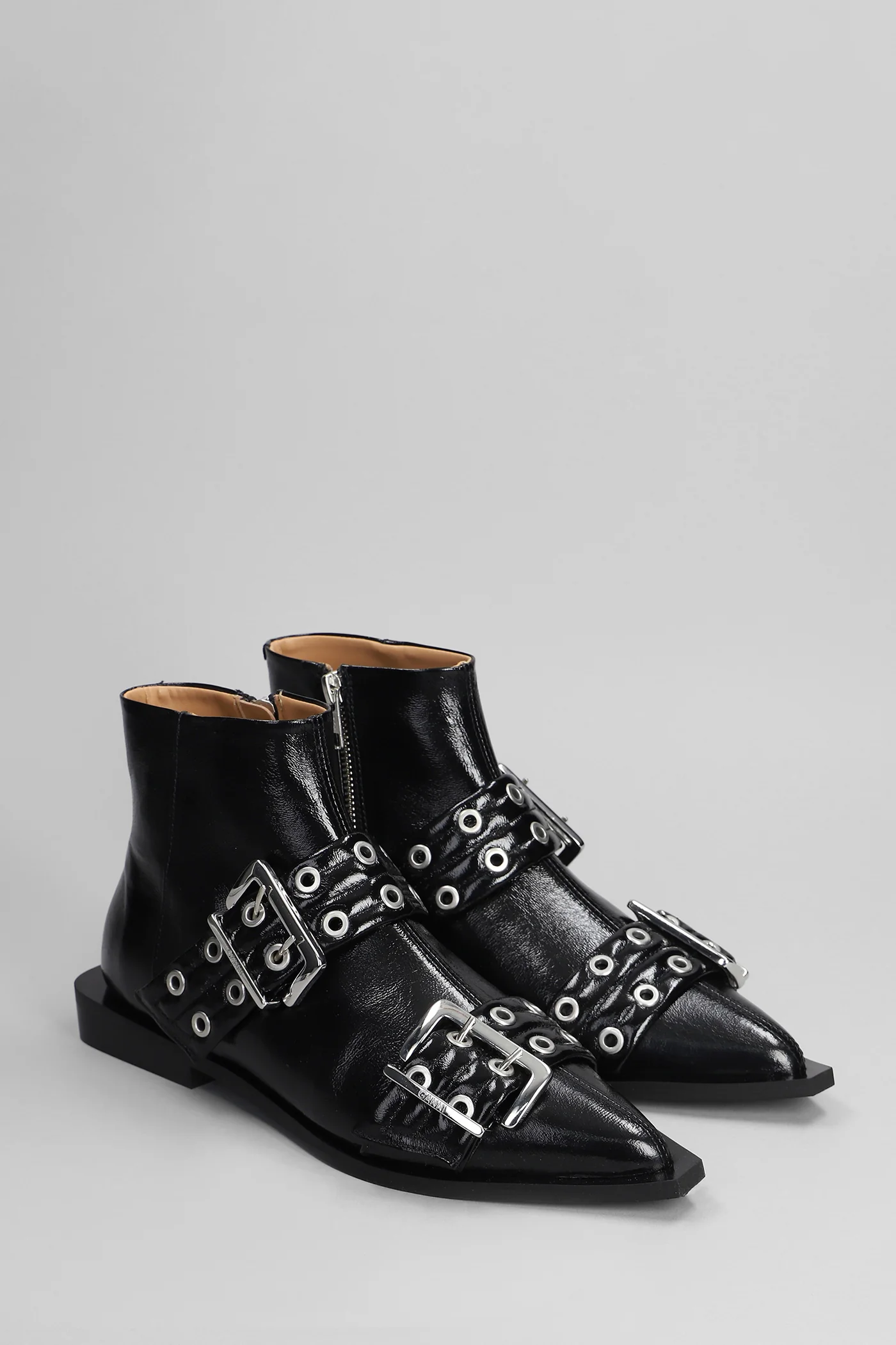 low heels Ankle boots in black polyester - Image 2