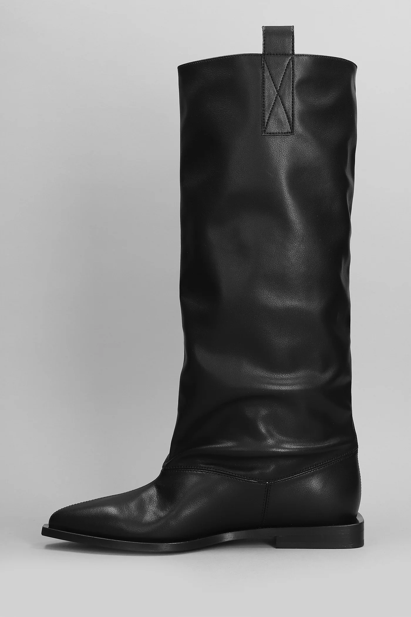 low heels boots in black leather - Image 3