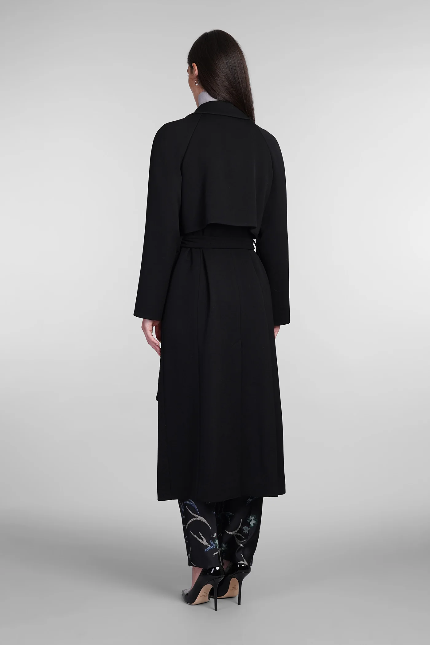 Coat in black wool - Image 3
