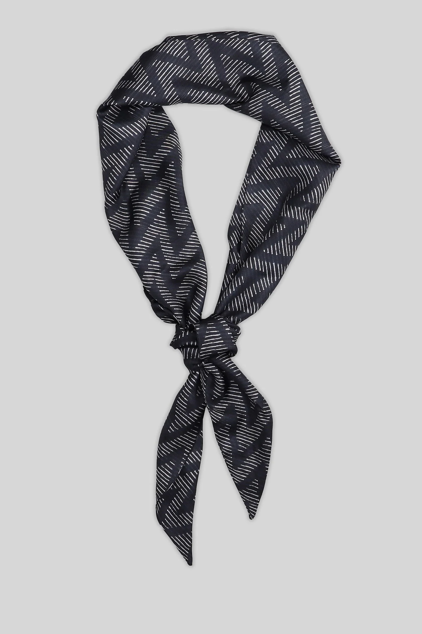Foulard in blue silk - Image 2